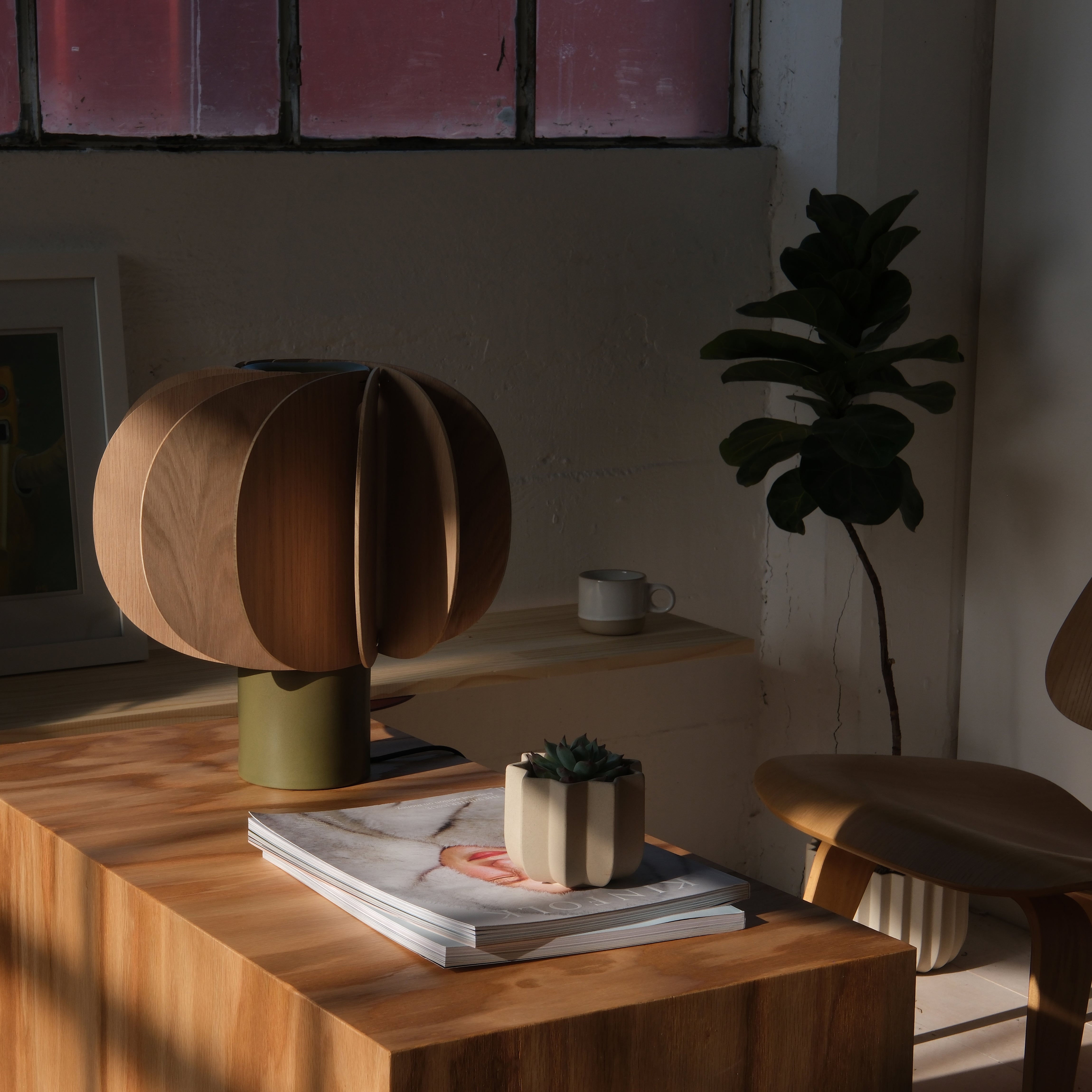 Fin Table Lamp by Misewell - product image 10 for Resin Society