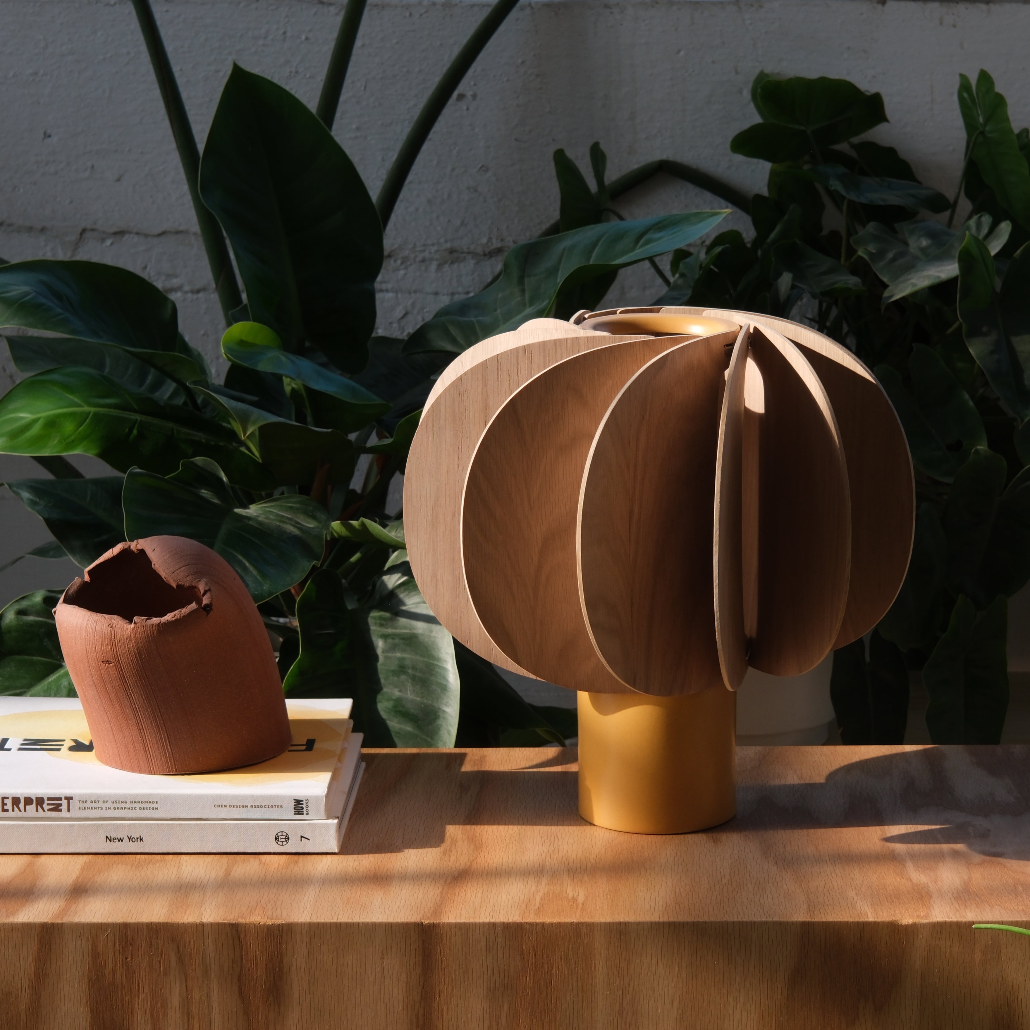 Fin Table Lamp by Misewell - product image 6 for Resin Society