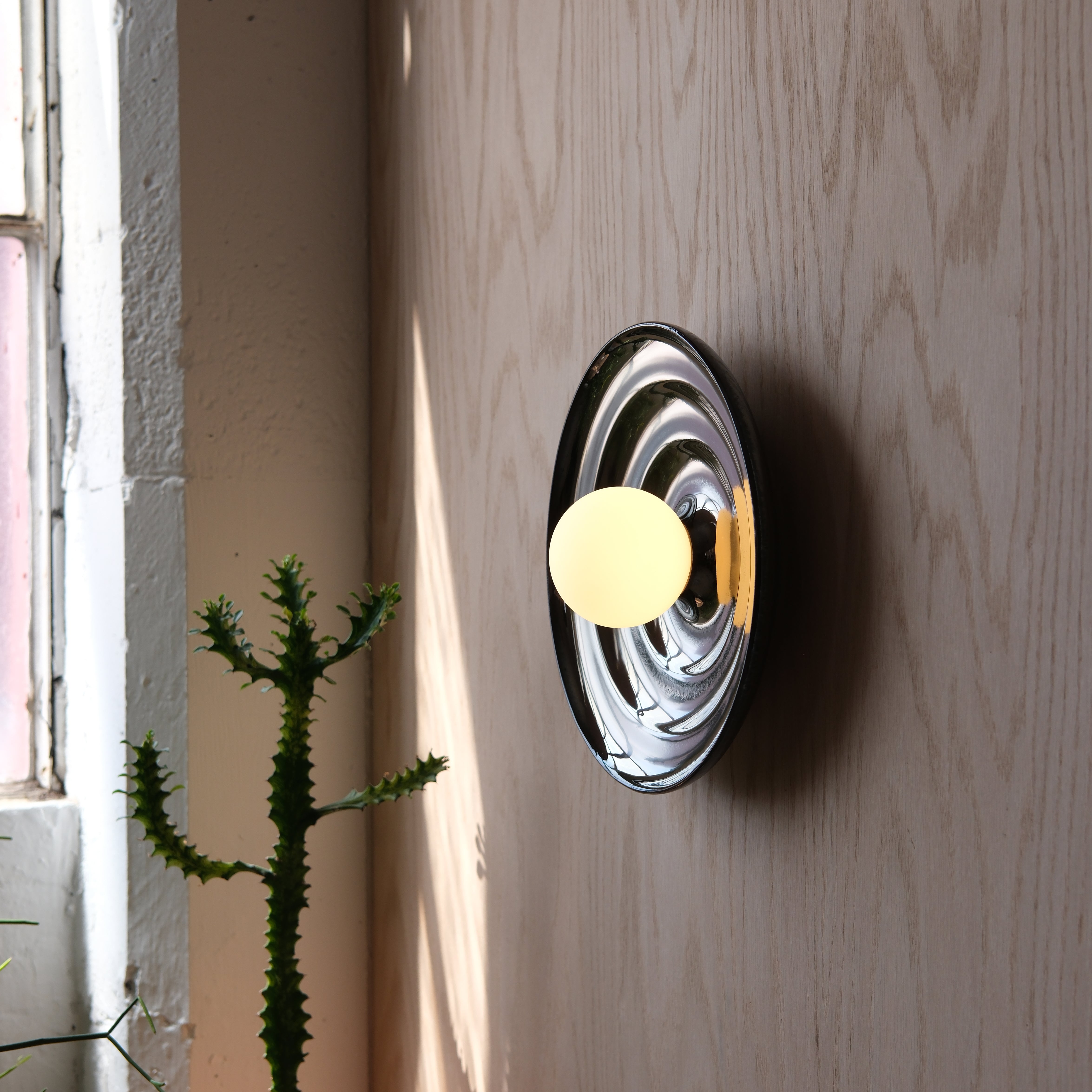 Ripple Bowl Sconce by Misewell - product image 6 for Resin Society