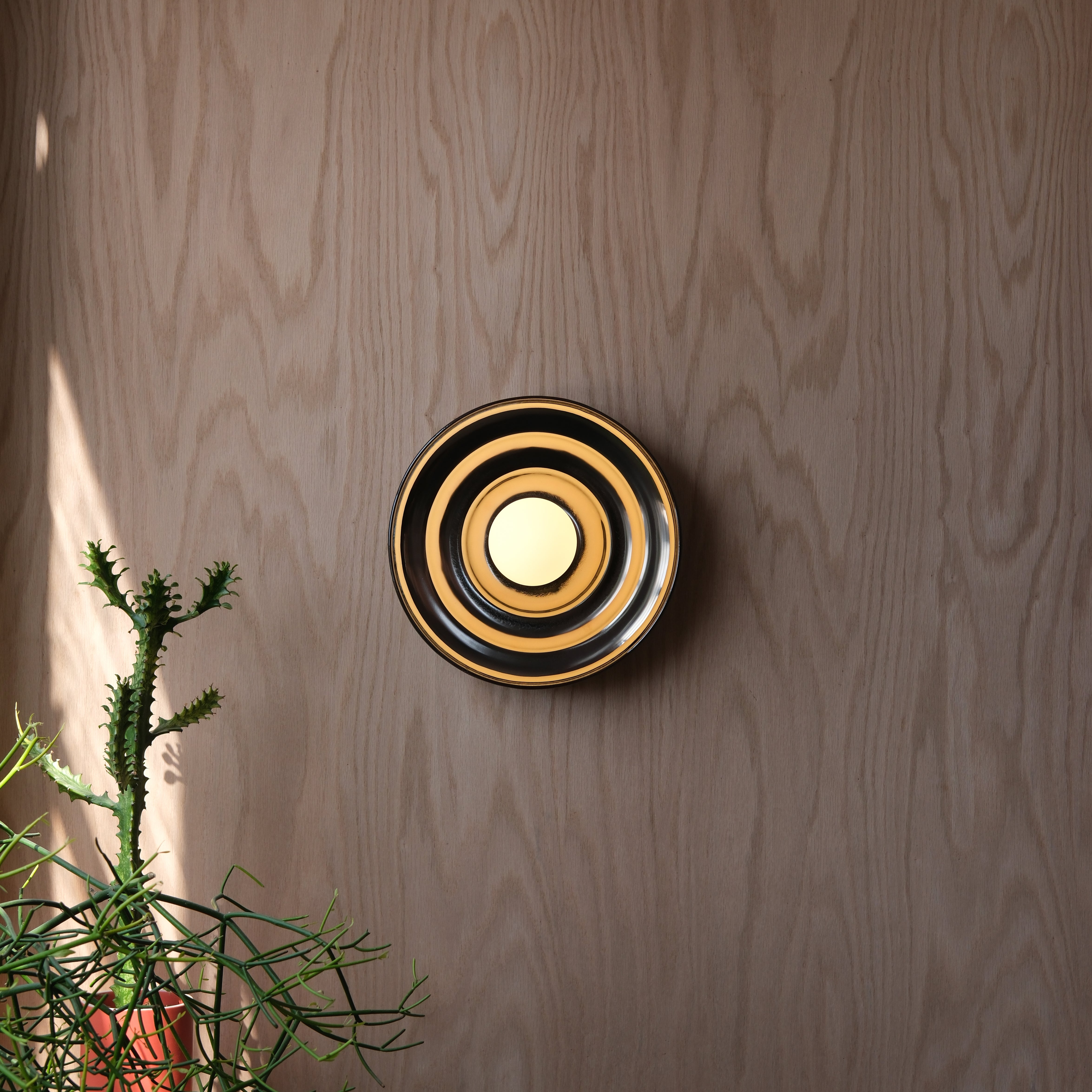 Ripple Bowl Sconce by Misewell - product image 7 for Resin Society