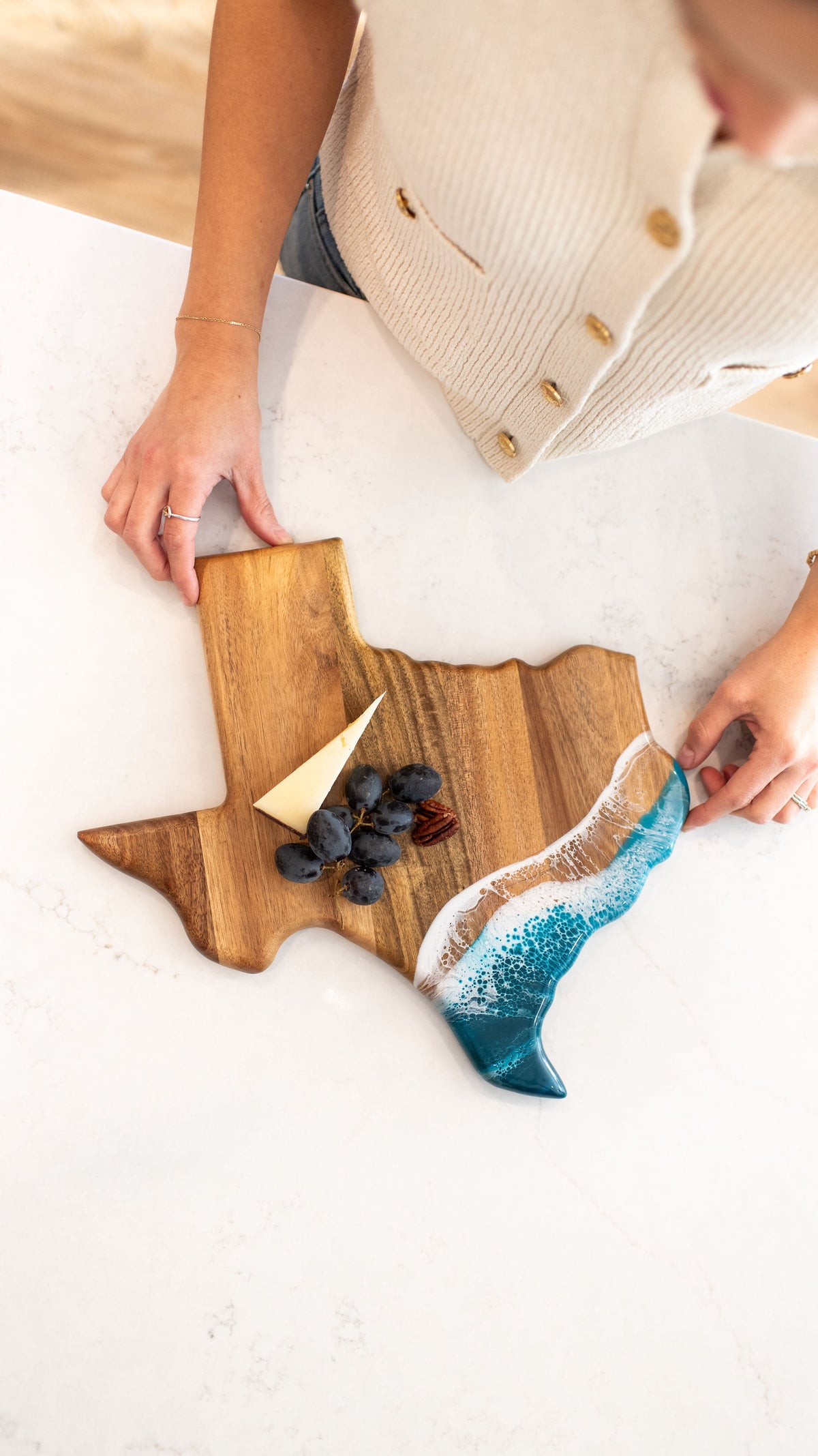 State Shaped Acacia Cheese Board