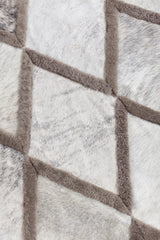 Diamonds - Rug in Hide and Shearling by Homelosophy