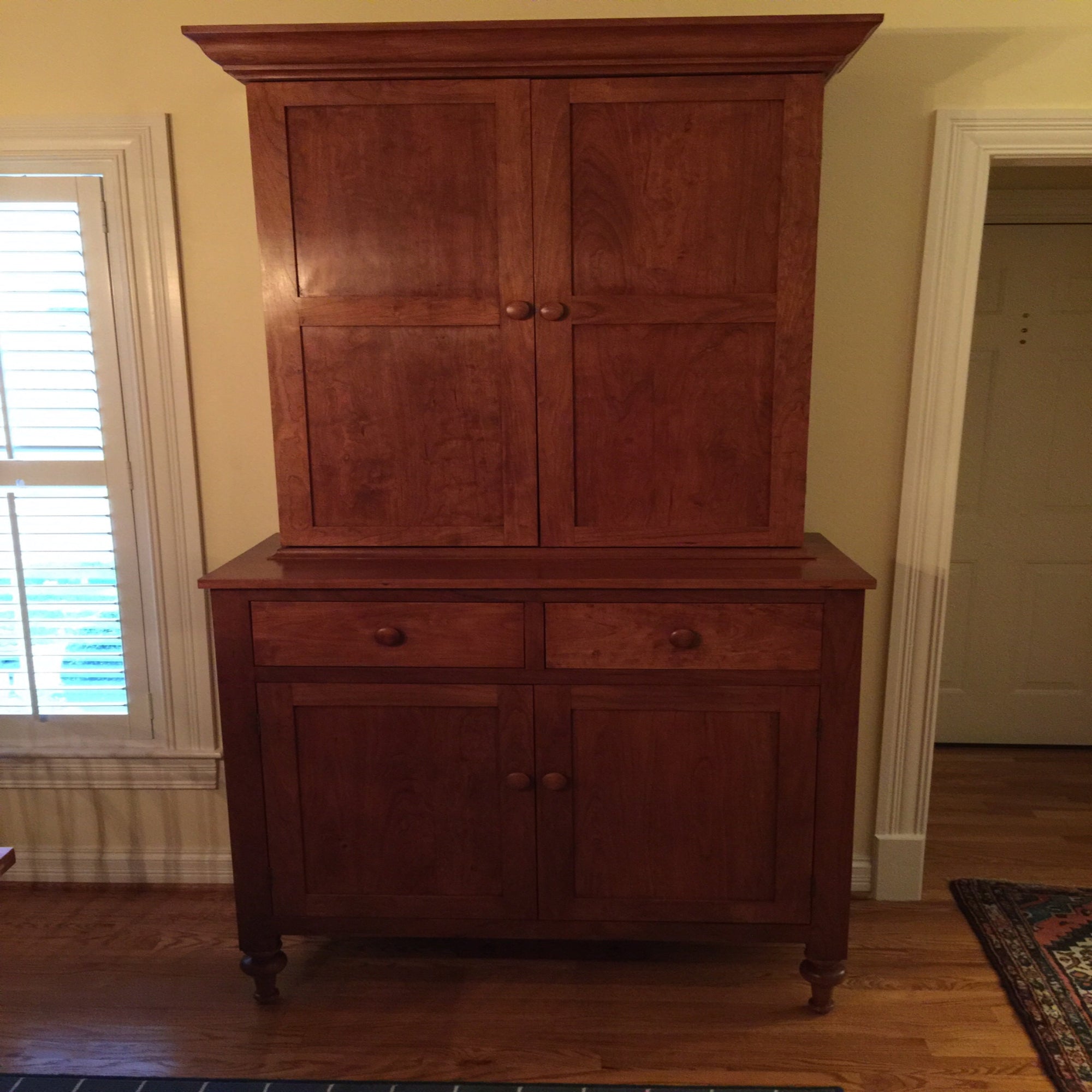 EWCR13 unfinished hardwood crown molding showing profile and natural wood grain