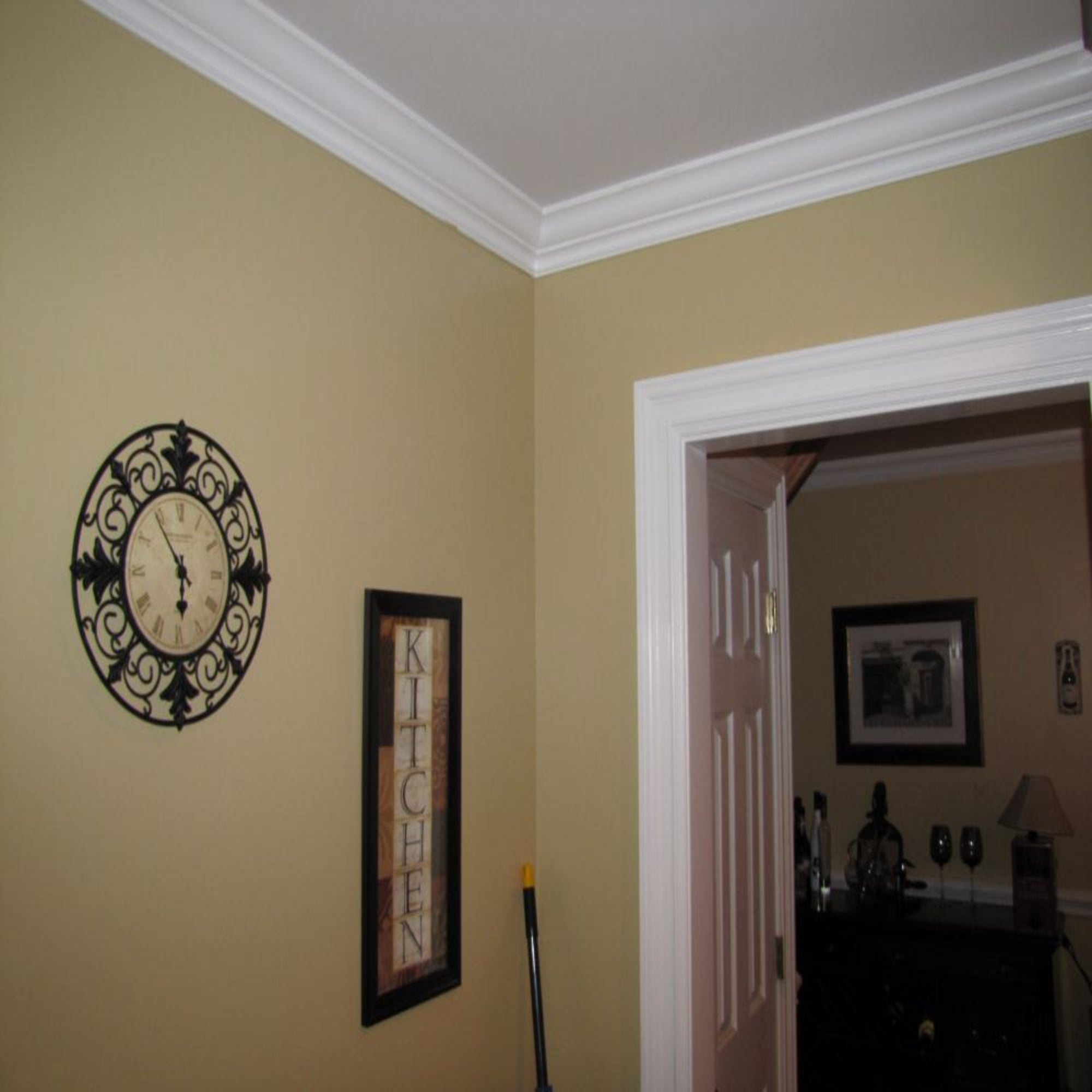 EWCR18 unfinished hardwood crown molding showing traditional profile