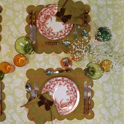 Earthen Pine Napkin - Set of 4 by Ro'Table - product image 6 for Resin Society