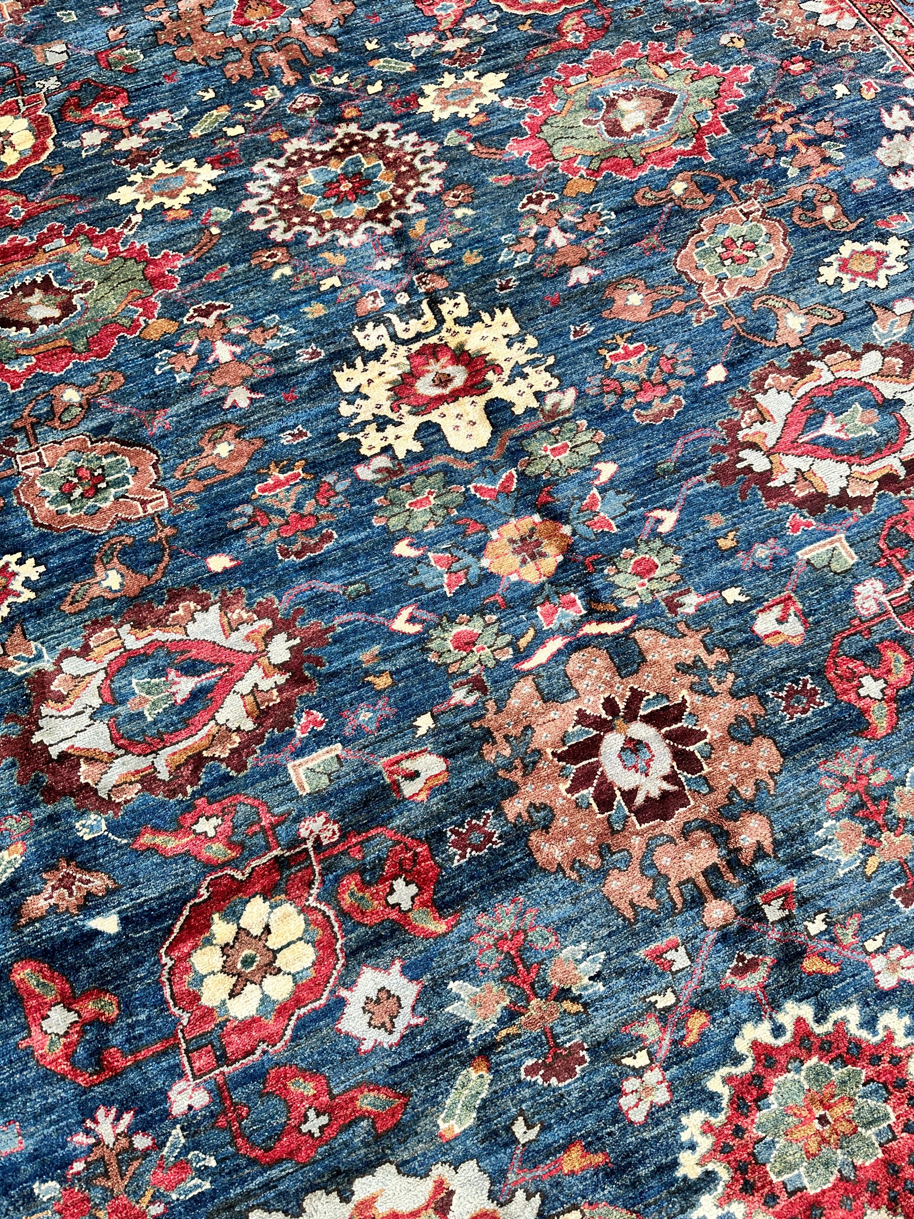 Trasitional Serapi Ghazni Wool Rug – 8' x 10’ – Intricate Floral Design by Rugistan - product image 4 for Resin Society