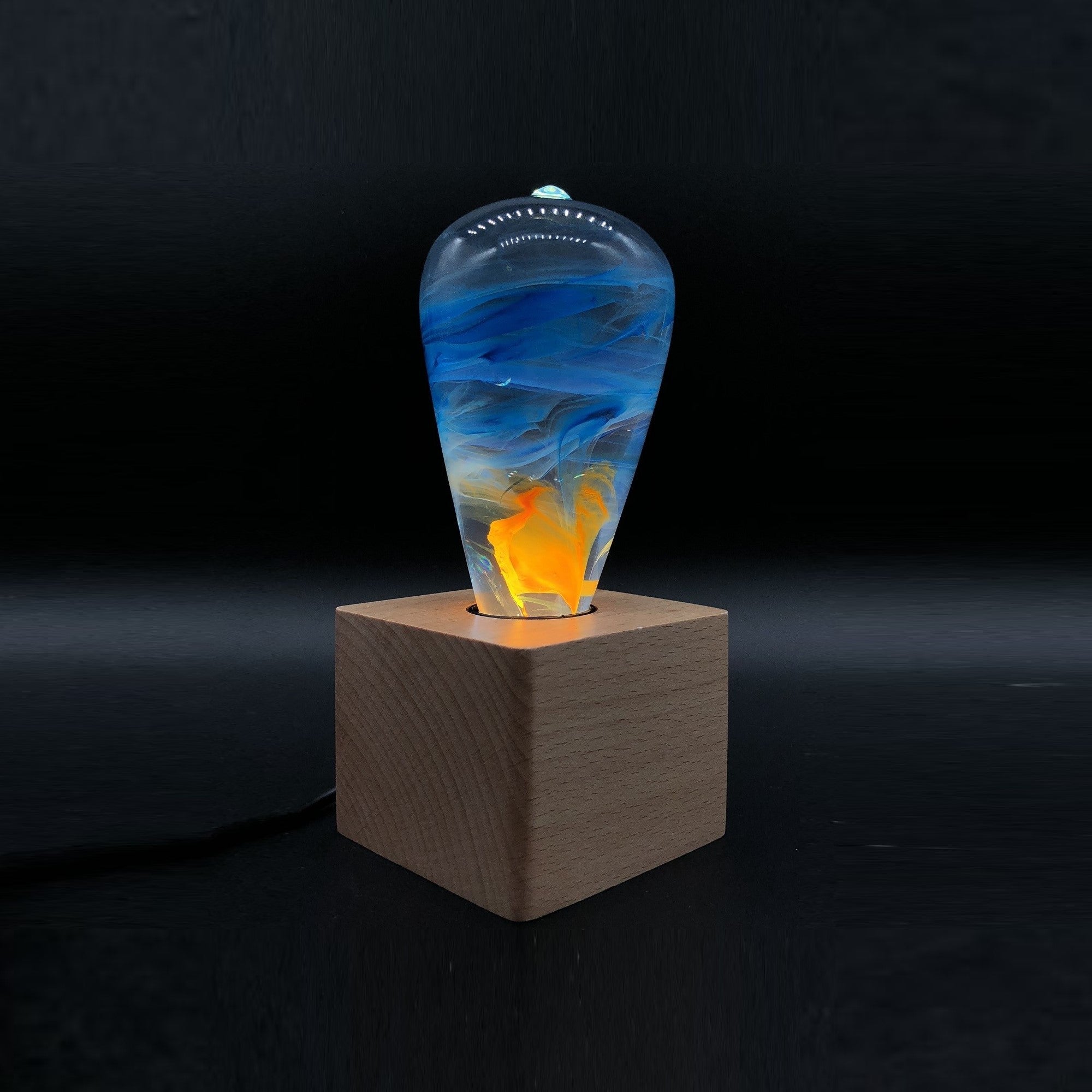 EP Light – Fire Resin Table Lamp