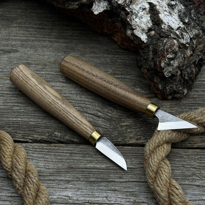 2-Piece Chip Carving Knife Set with hand-forged blades and ash wood handles