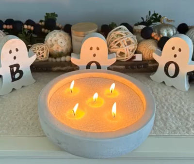 Vela Classic Candle Vessel in White and Charcoal, handcrafted concrete candle container