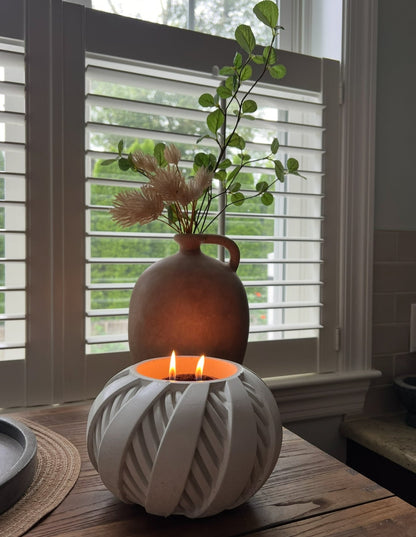 Mundo Candle Vessel in white and charcoal concrete, modern handcrafted candle container