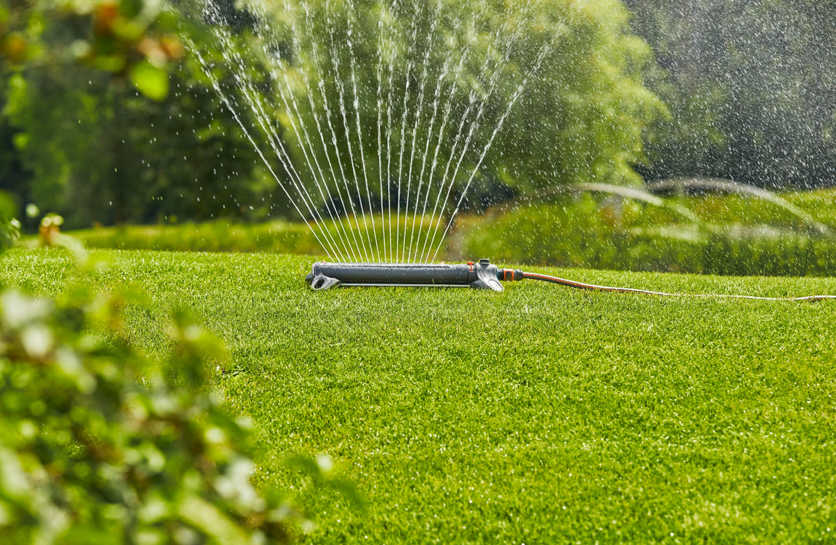 Aquazoom Oscillating Sprinkler 3900 Sq.
Ft - Great for Large Yards