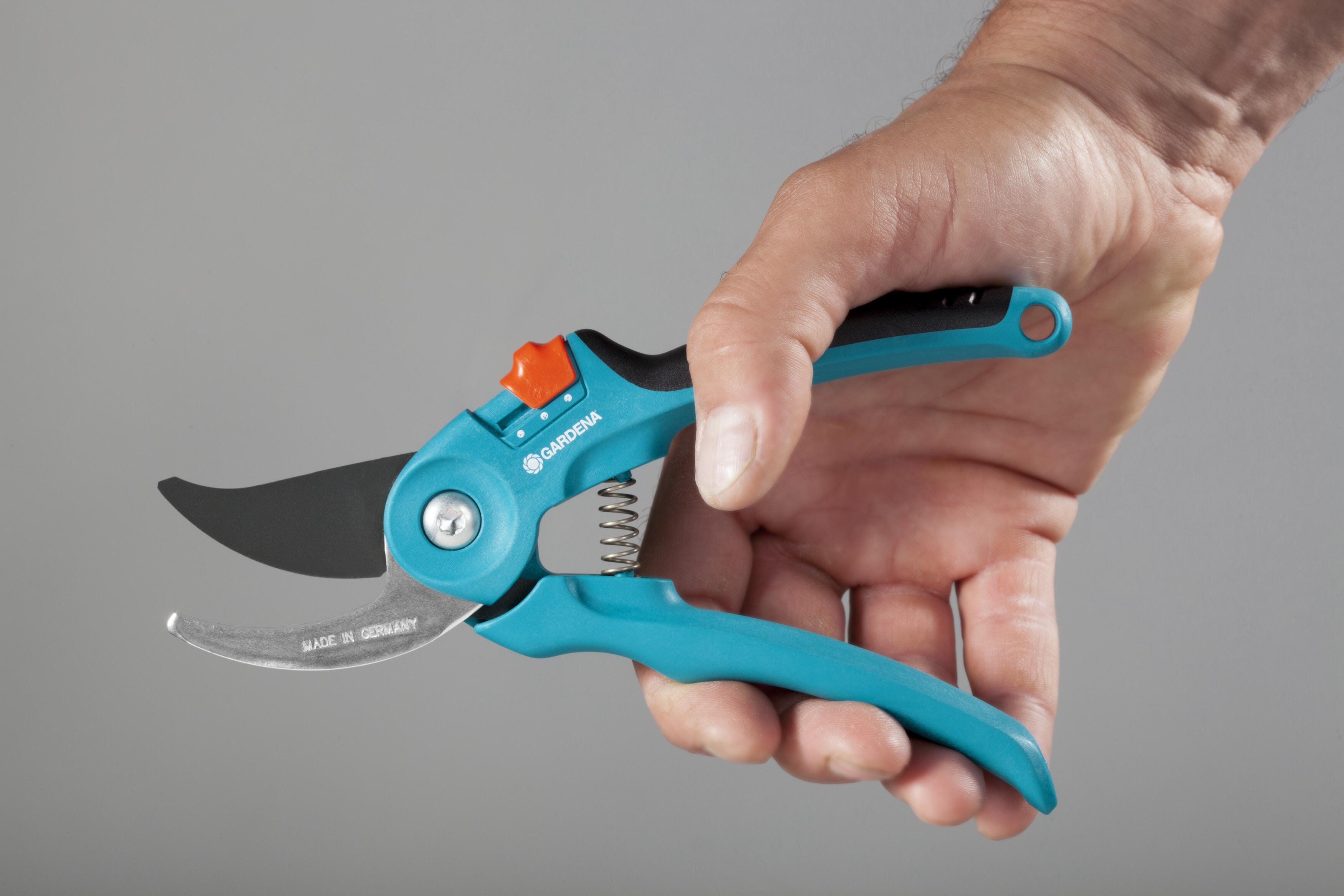 Garden Secateurs B/S-M