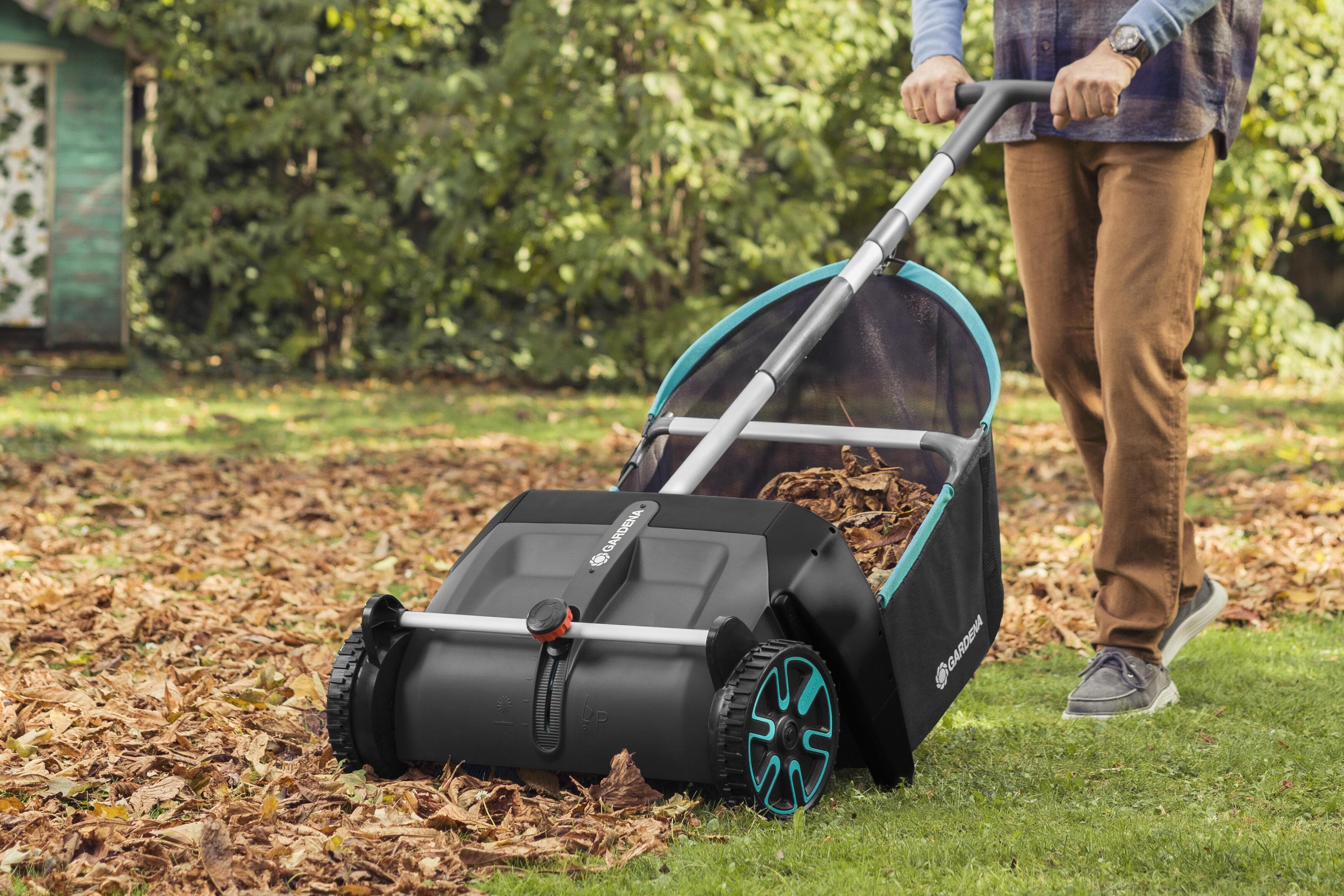 Leaf and Lawn Collector