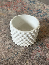 Ponto Mini Candle Vessel in White and Charcoal colors, handcrafted concrete candle container