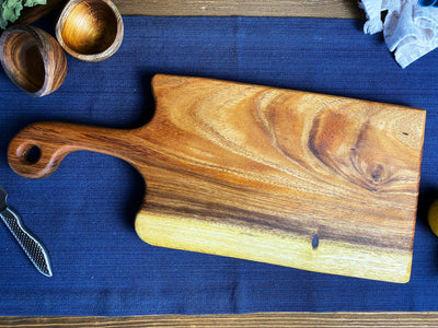 Medium Live Edge Handled Board