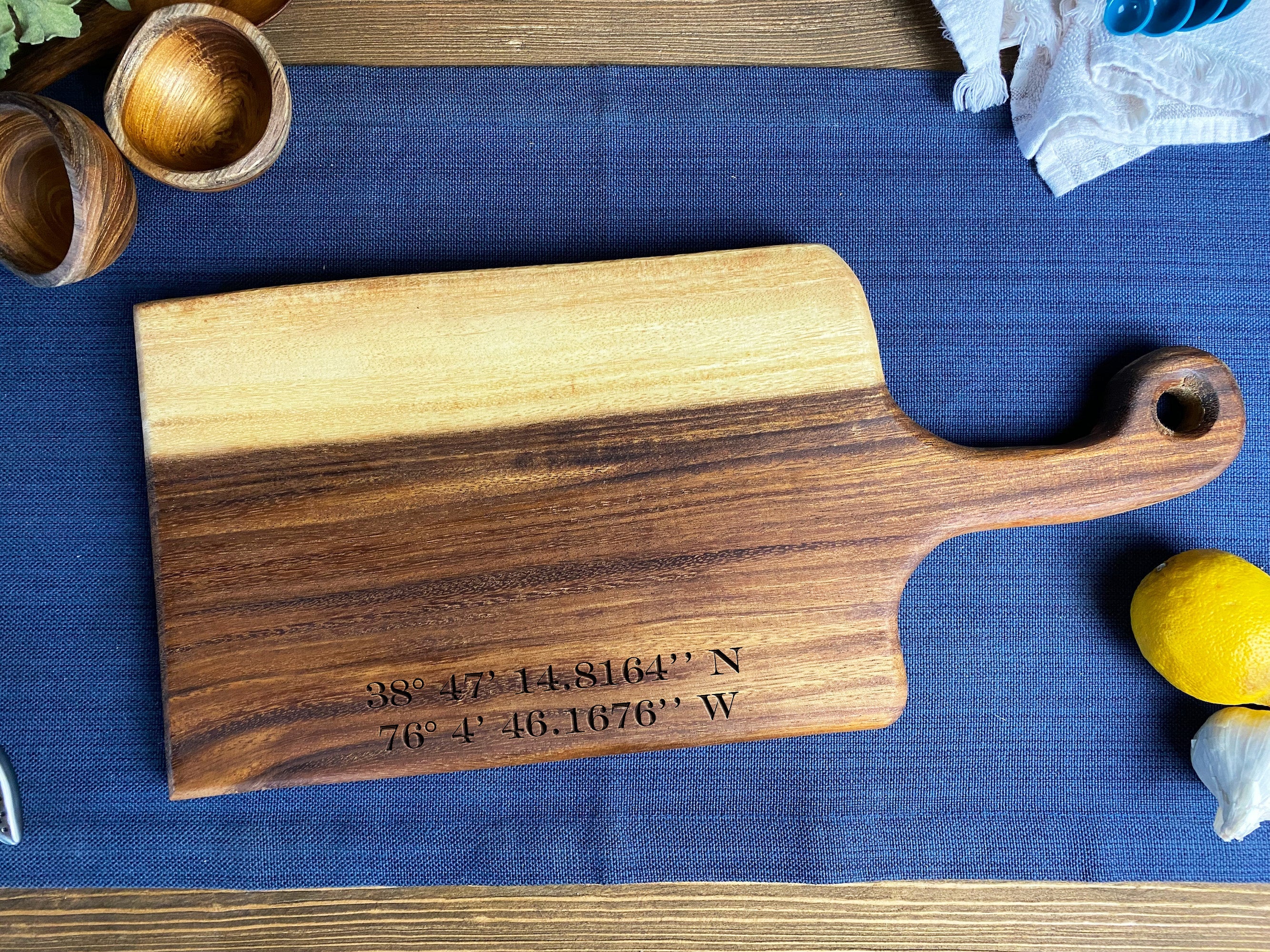 Medium Live Edge Handled Board