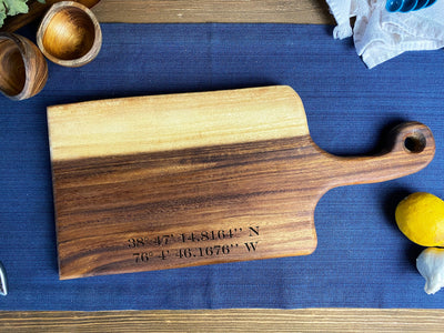 Medium Live Edge Handled Board