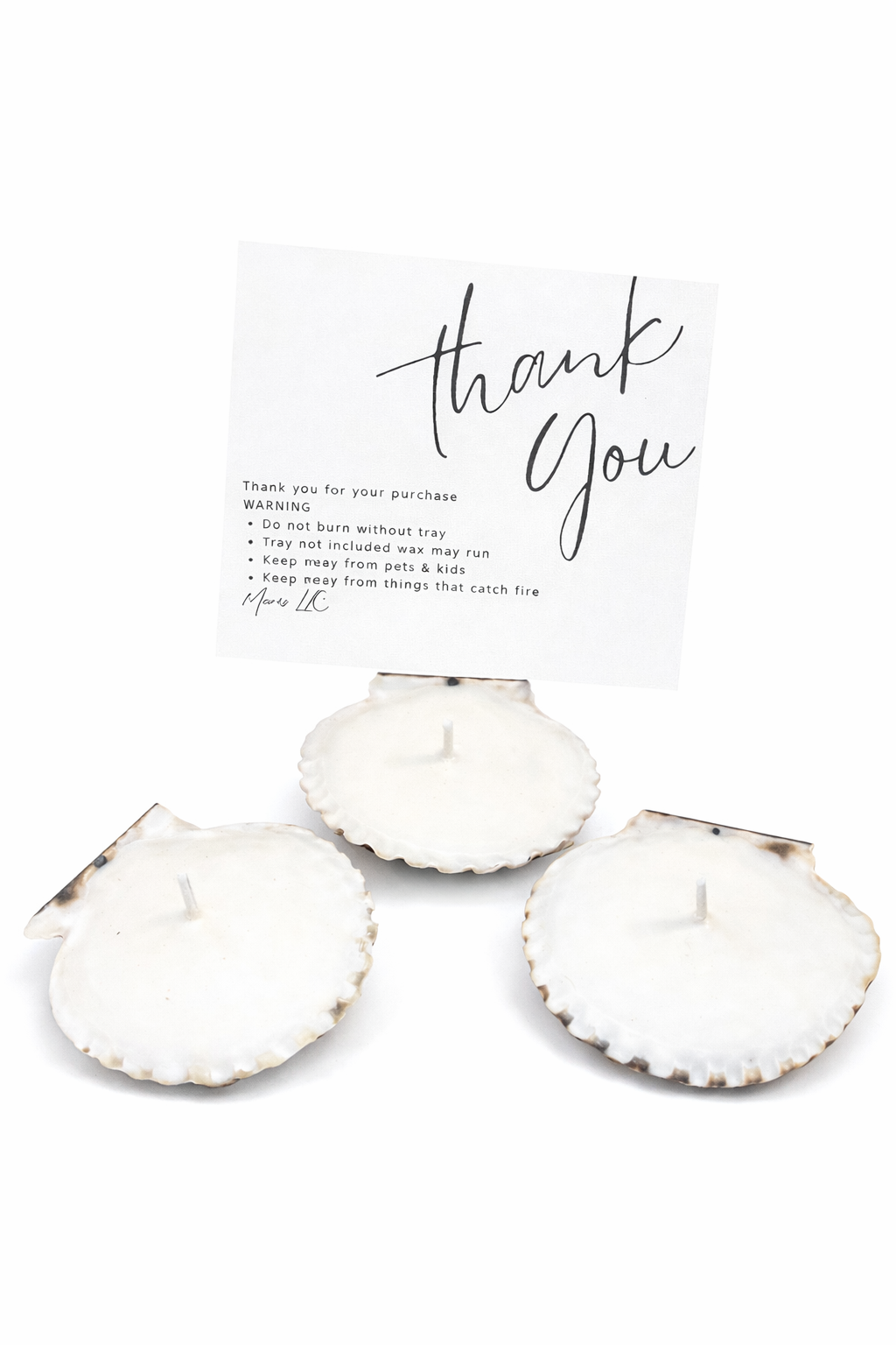 Set of 3 scallop-shaped candles by MARIS LLC