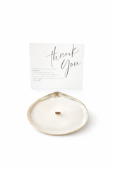Custom shell wood wick container candle with natural wood wick in a shell-shaped container