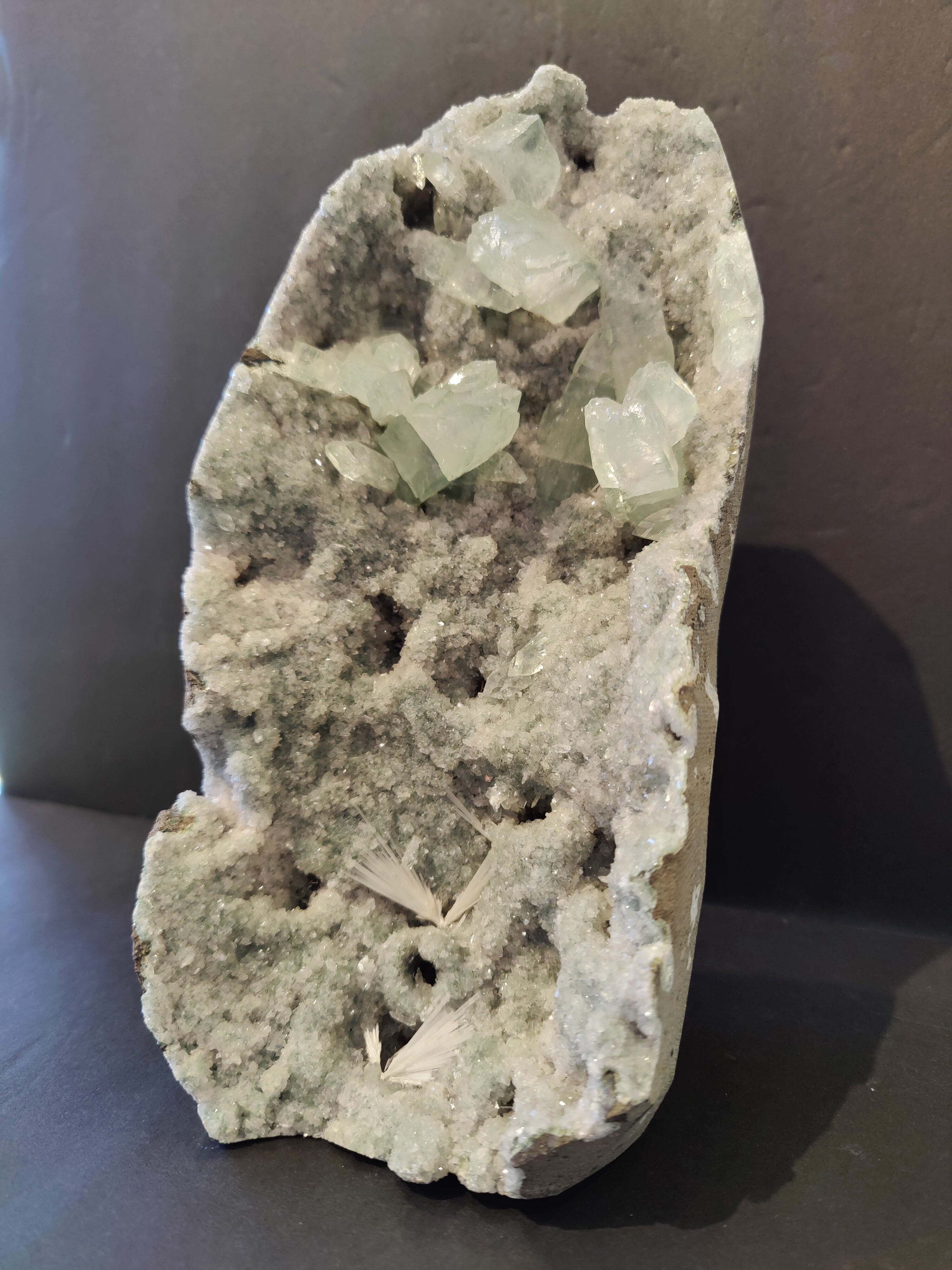 Apophyllite Cabinet Specimen 2,450g