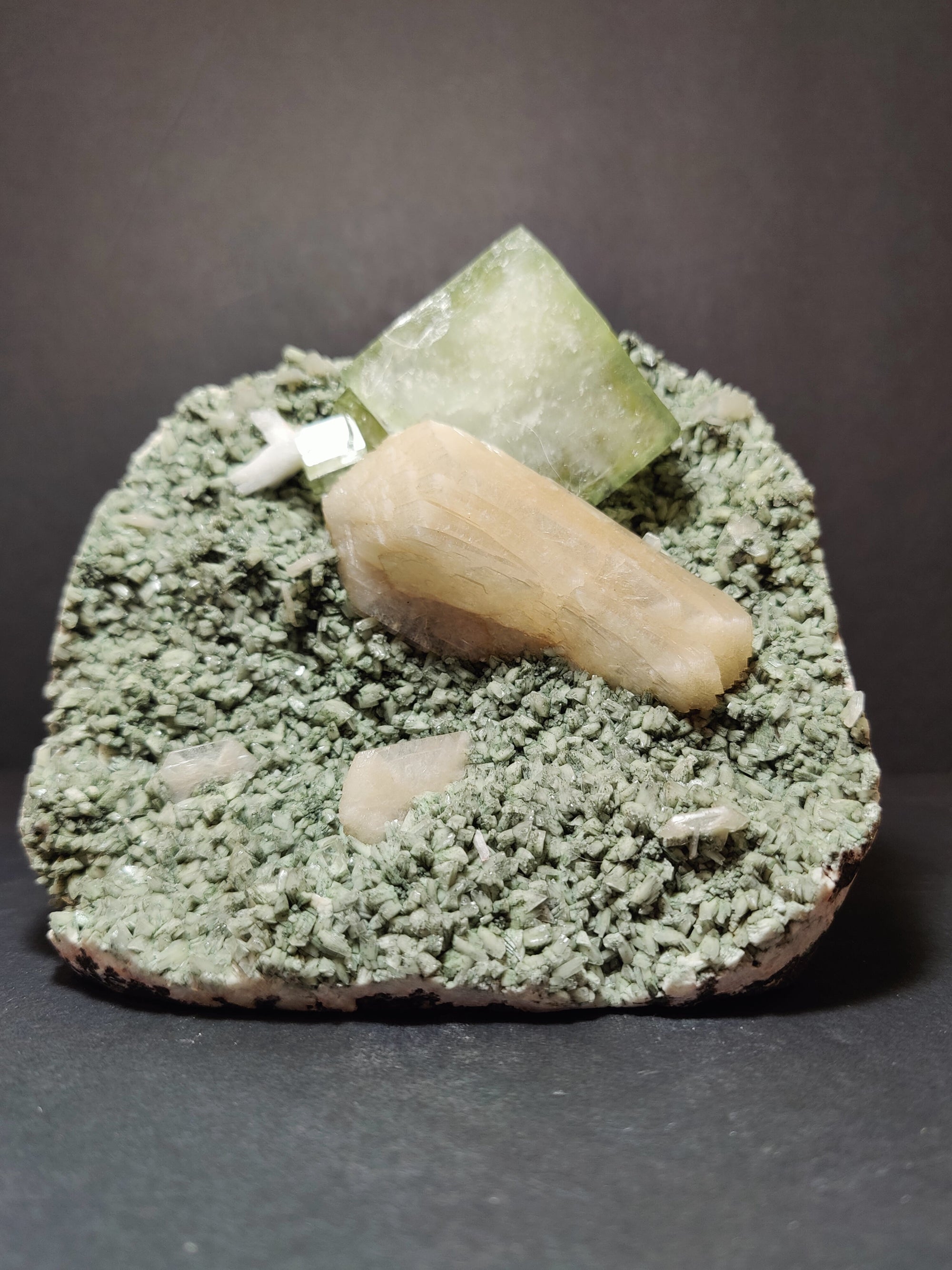 Green Apophyllite Cubes by Rare Earth Gallery - main product image for Resin Society