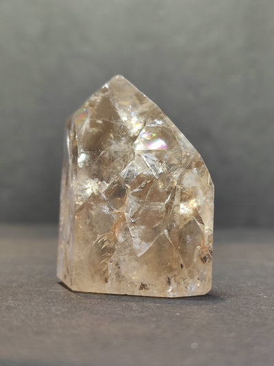 Crackle Quartz Point by Rare Earth Gallery - product image 3 for Resin Society