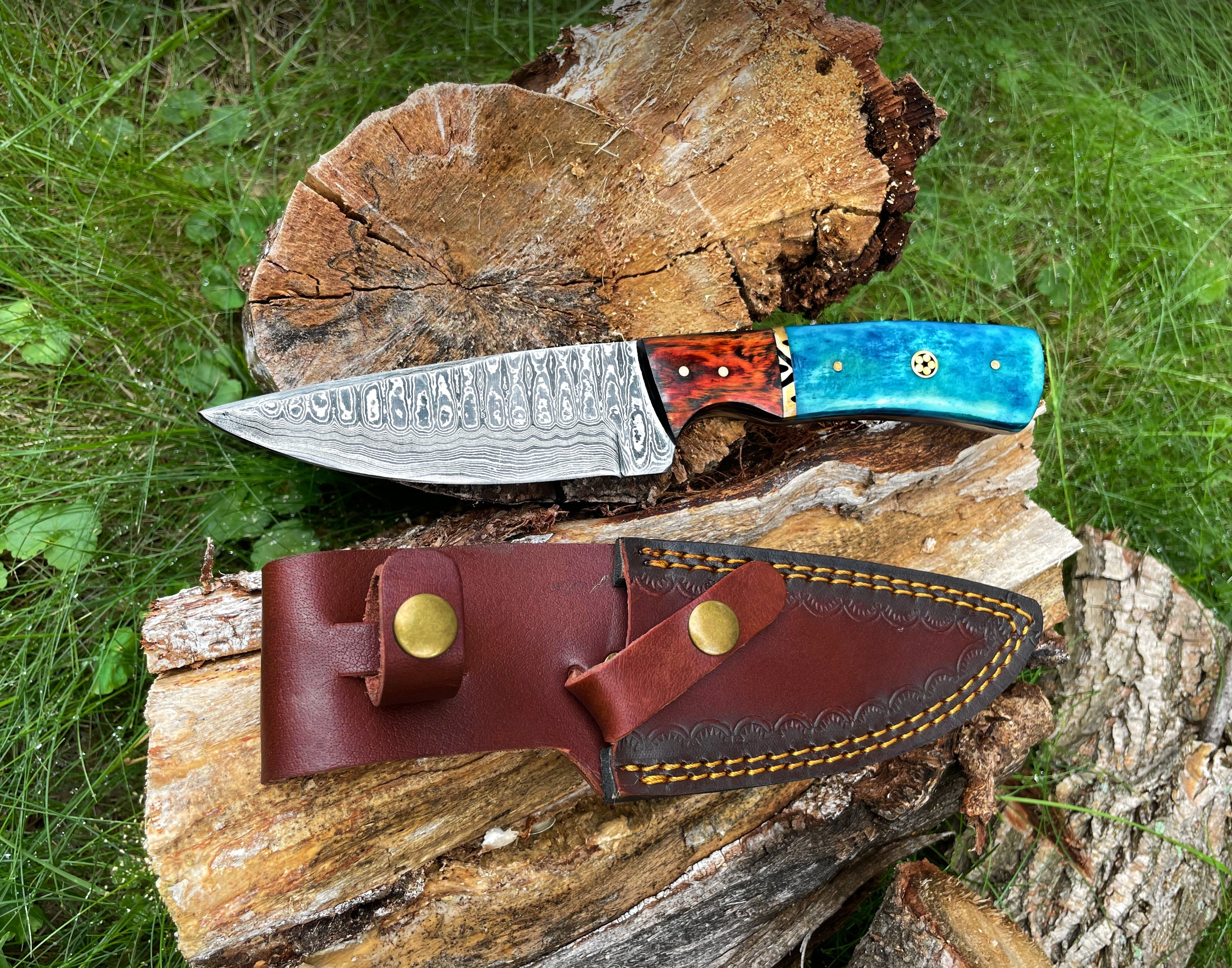 Damascus knife, Garnet Starlight Hand forged knife Hunting knife by Titan TK-014 detail image - Resin Society