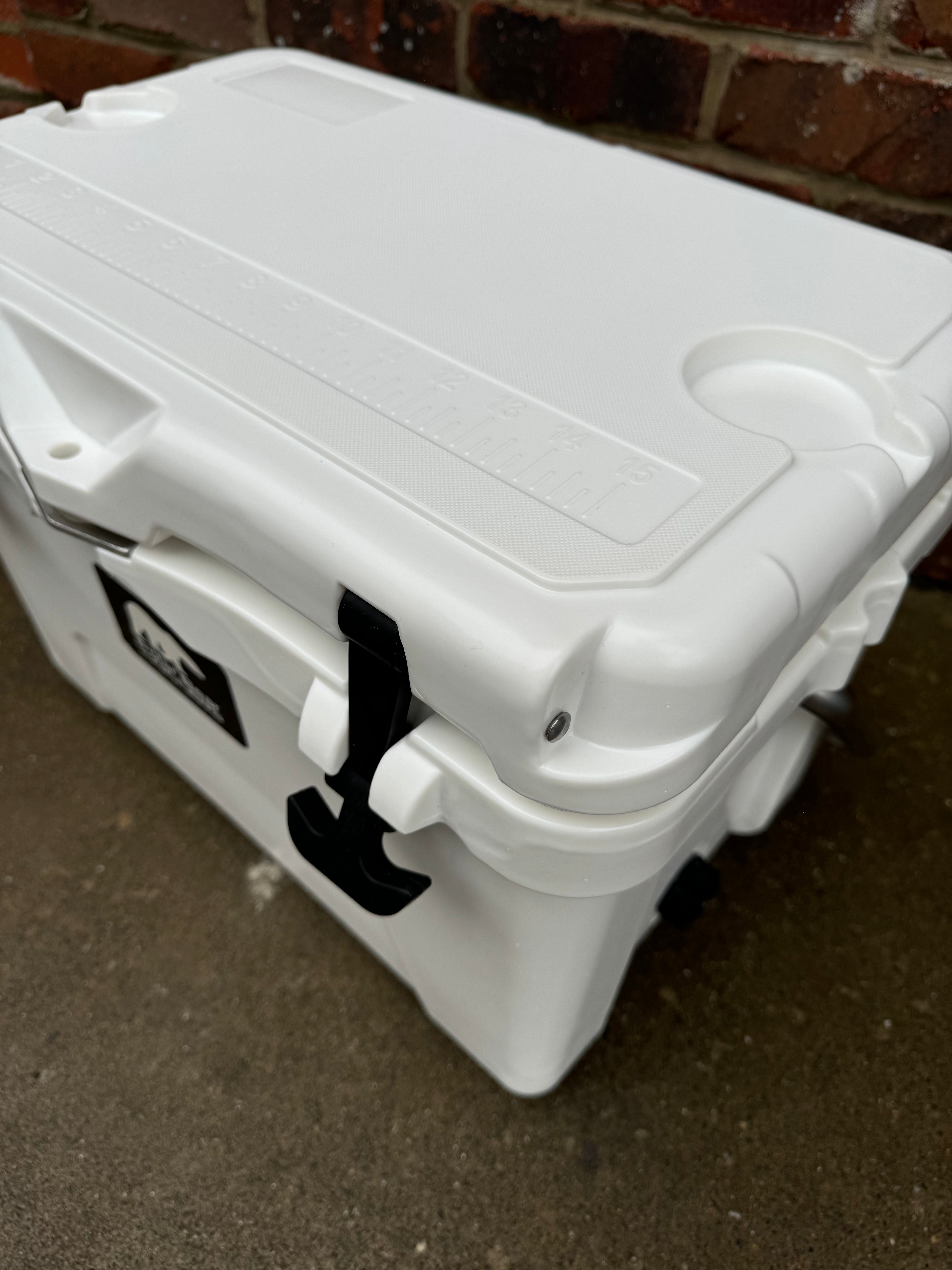 Polar Bear 20 Hard Cooler by Polar Bear Coolers - product image 10 for Resin Society