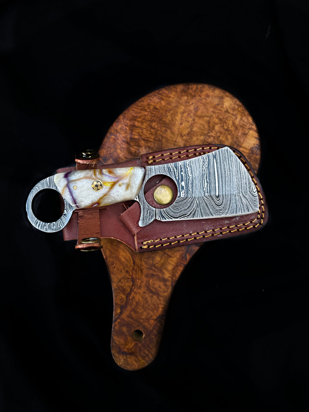 Arrival (New) TD-704 knife showing Damascus steel blade and acrylic handle with finger hole