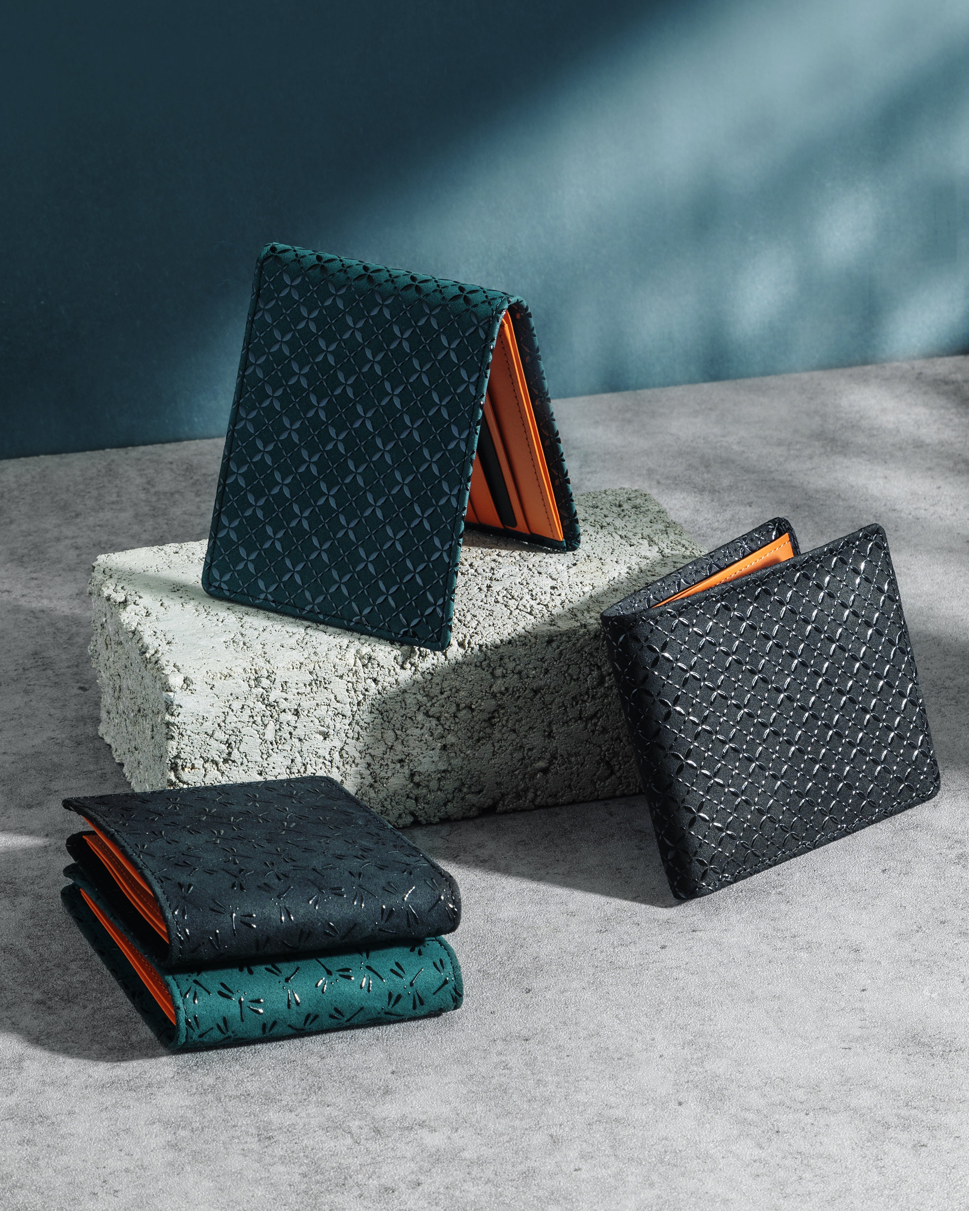 Folded Wallet - HISOKA (Dragonfly) by Inden