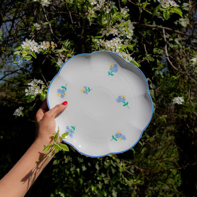 Meadow Flora Dinner Plate - Set of 4 (+1 Bonus Plate) by Ro'Table - product image 7 for Resin Society