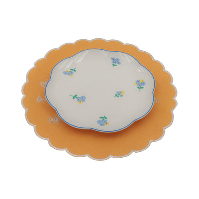Meadow Flora Dinner Plate - Case of 12 Plates (+3 Bonus Plates) by Ro'Table - product image 9 for Resin Society