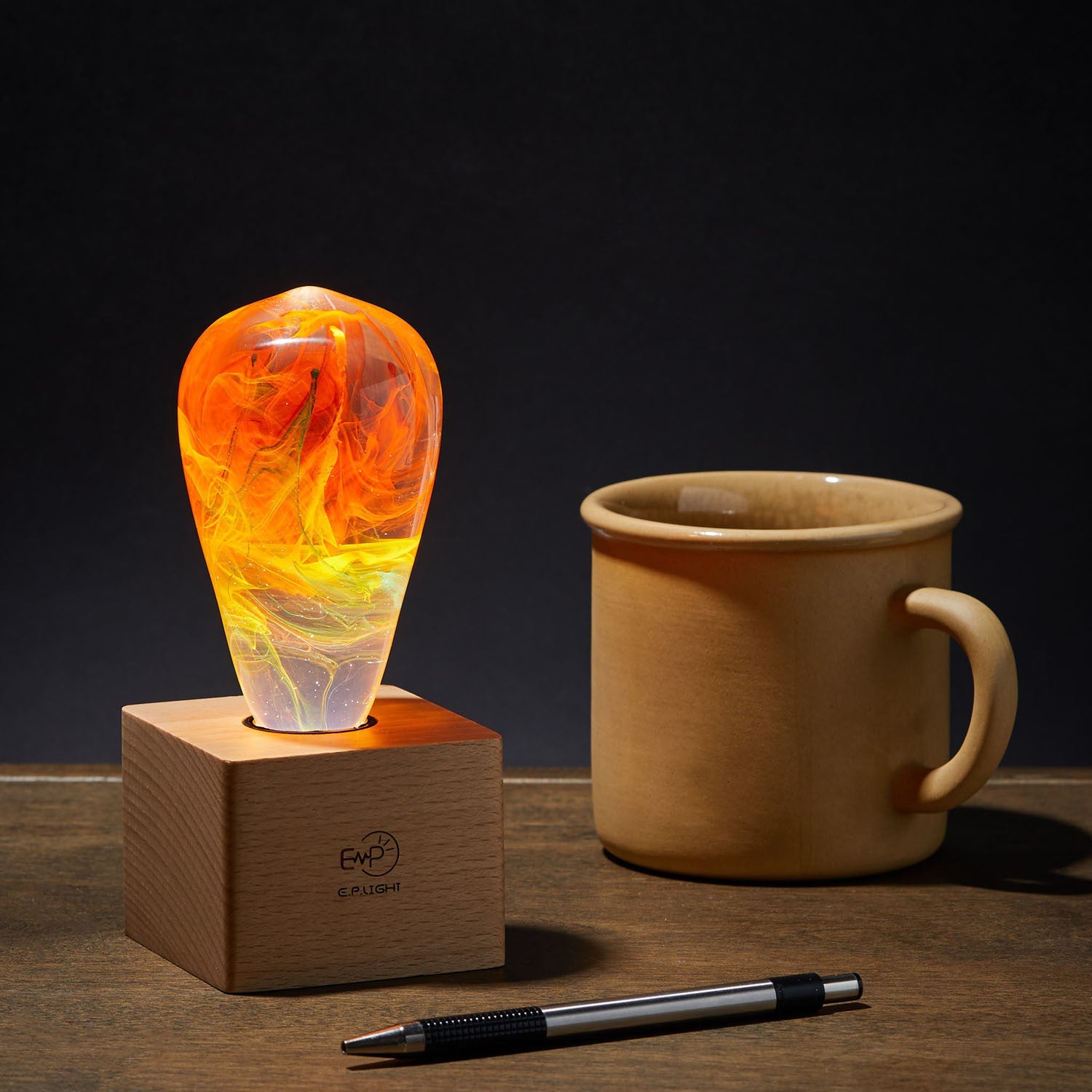 Table Lamp – Nebula Resin LED Bulb