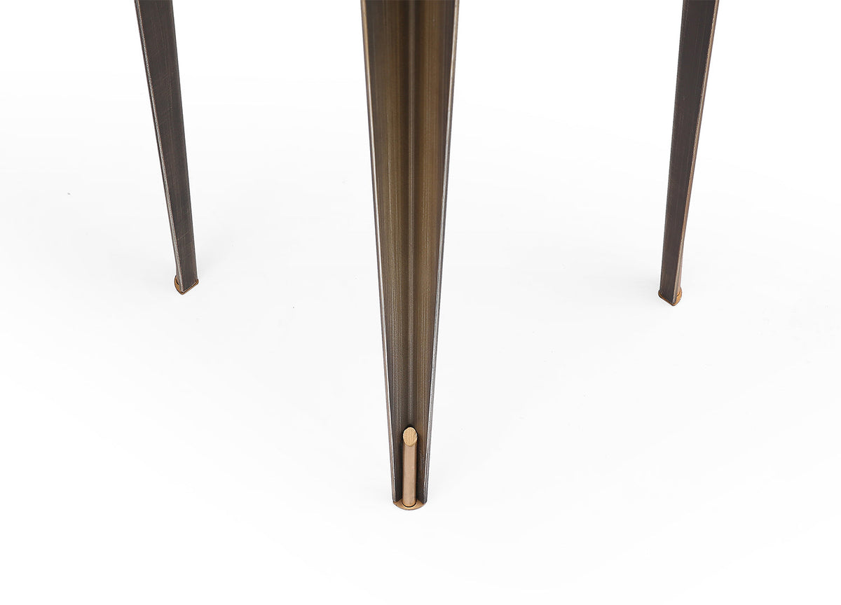 Nia Nest Side Tables detail image - Resin Society