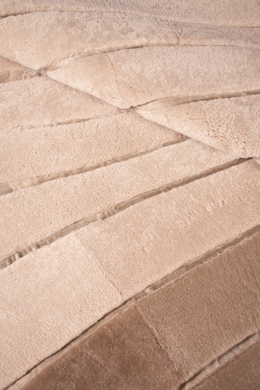 OMBRÉ – Custom Made Shearling and Cowhide Rug by Homelosophy