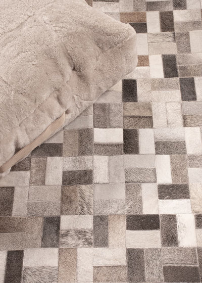Parquet – Bespoke Cowhide Rug by Homelosophy