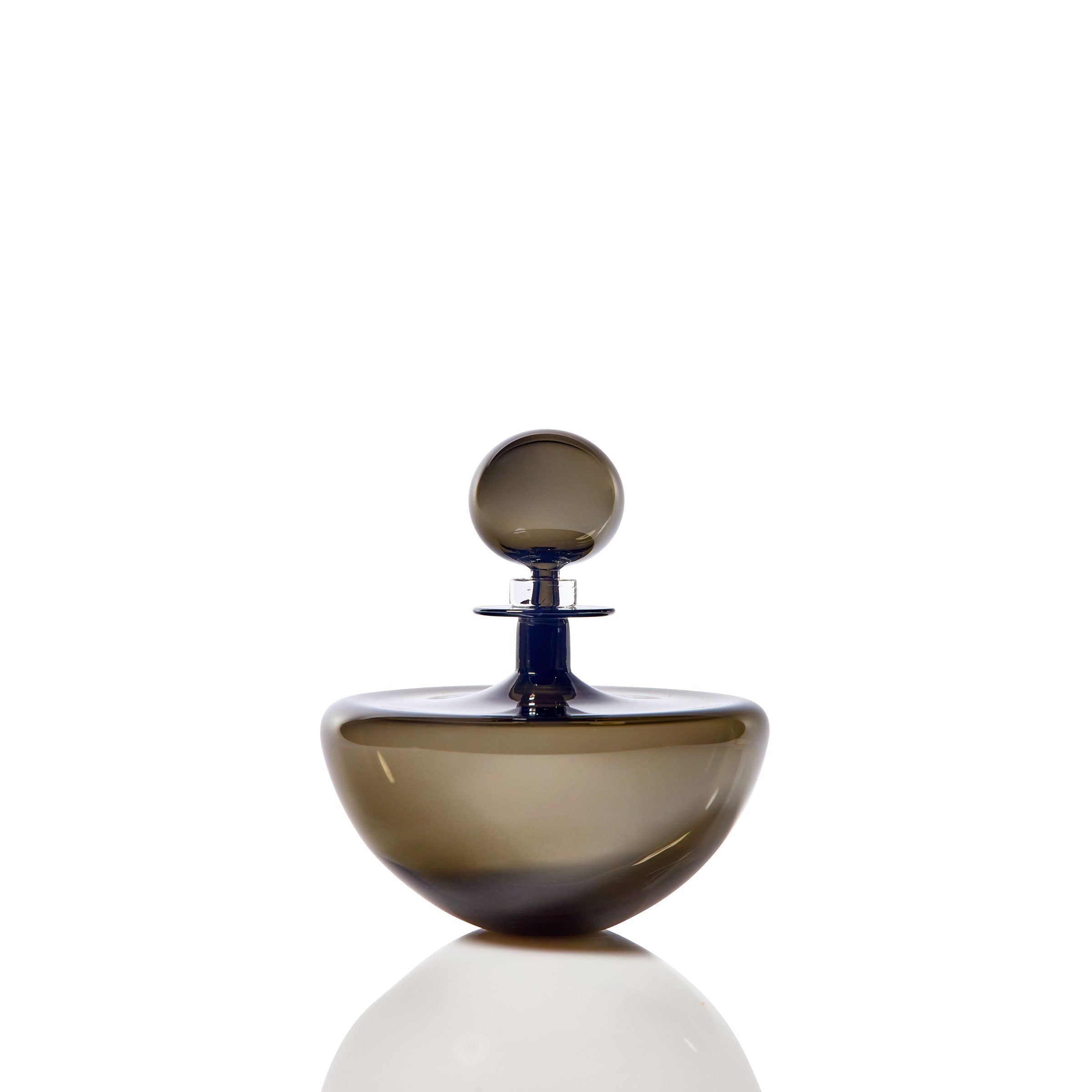 Petite Low Arc Decanter by Joe Cariati - product image 2 for Resin Society