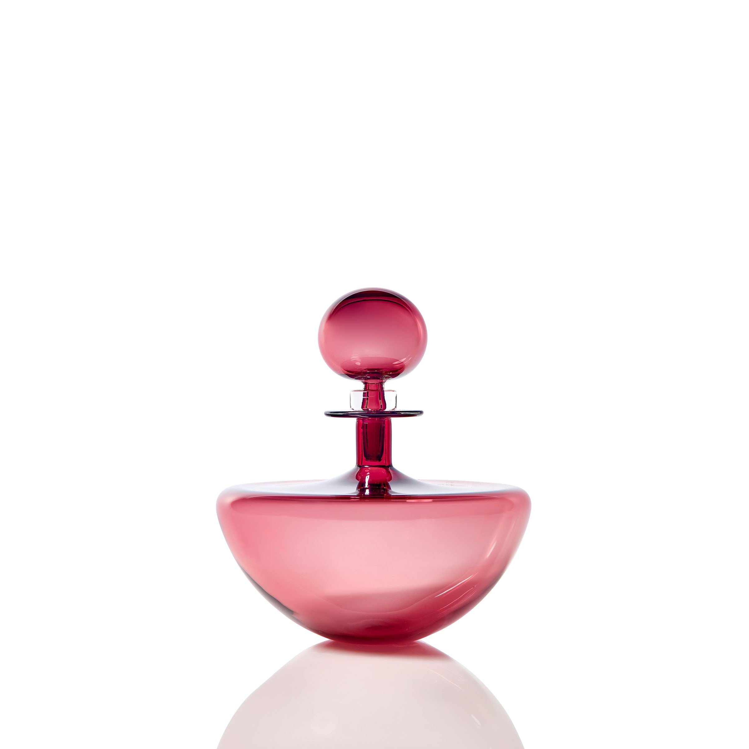 Petite Low Arc Decanter by Joe Cariati - product image 4 for Resin Society