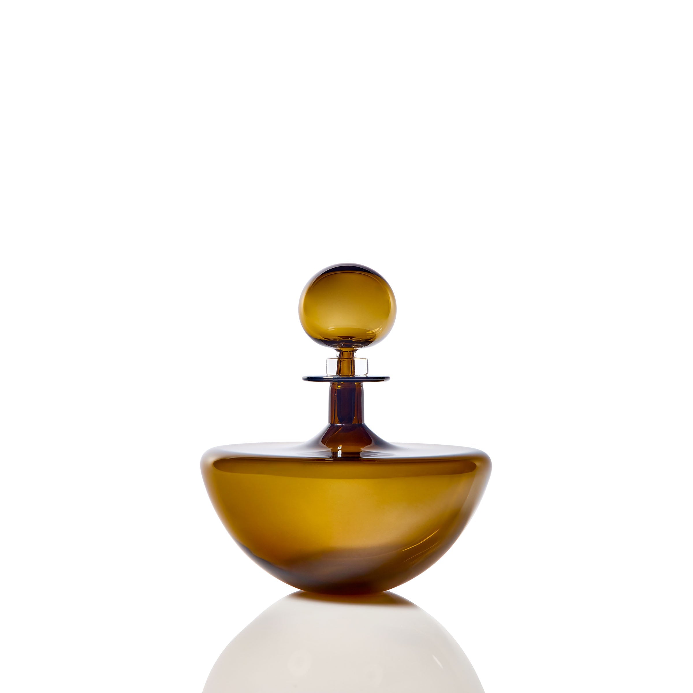 Petite Low Arc Decanter by Joe Cariati - product image 6 for Resin Society
