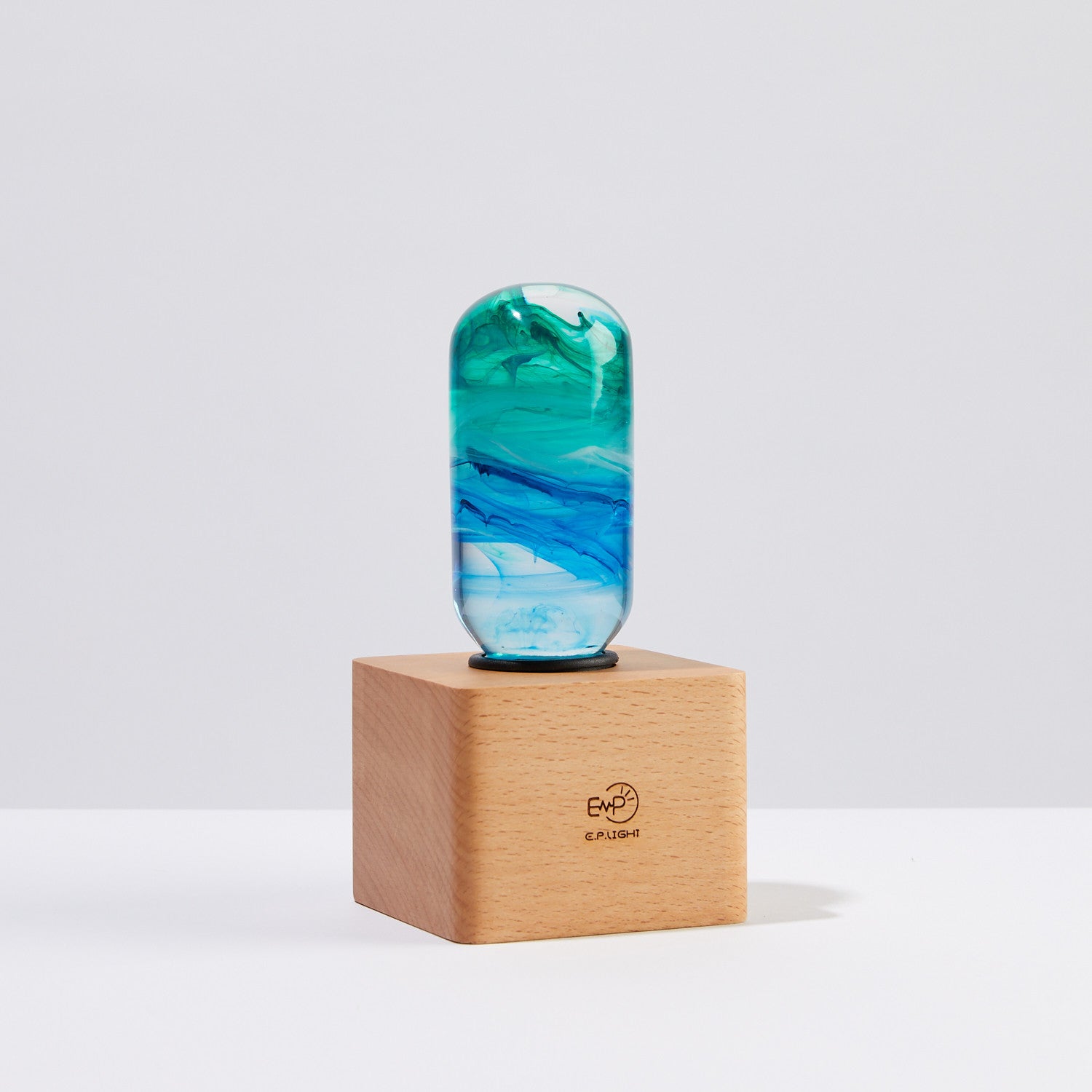 EP Light – 4-Pack Resin LED Bulbs with Wooden Base