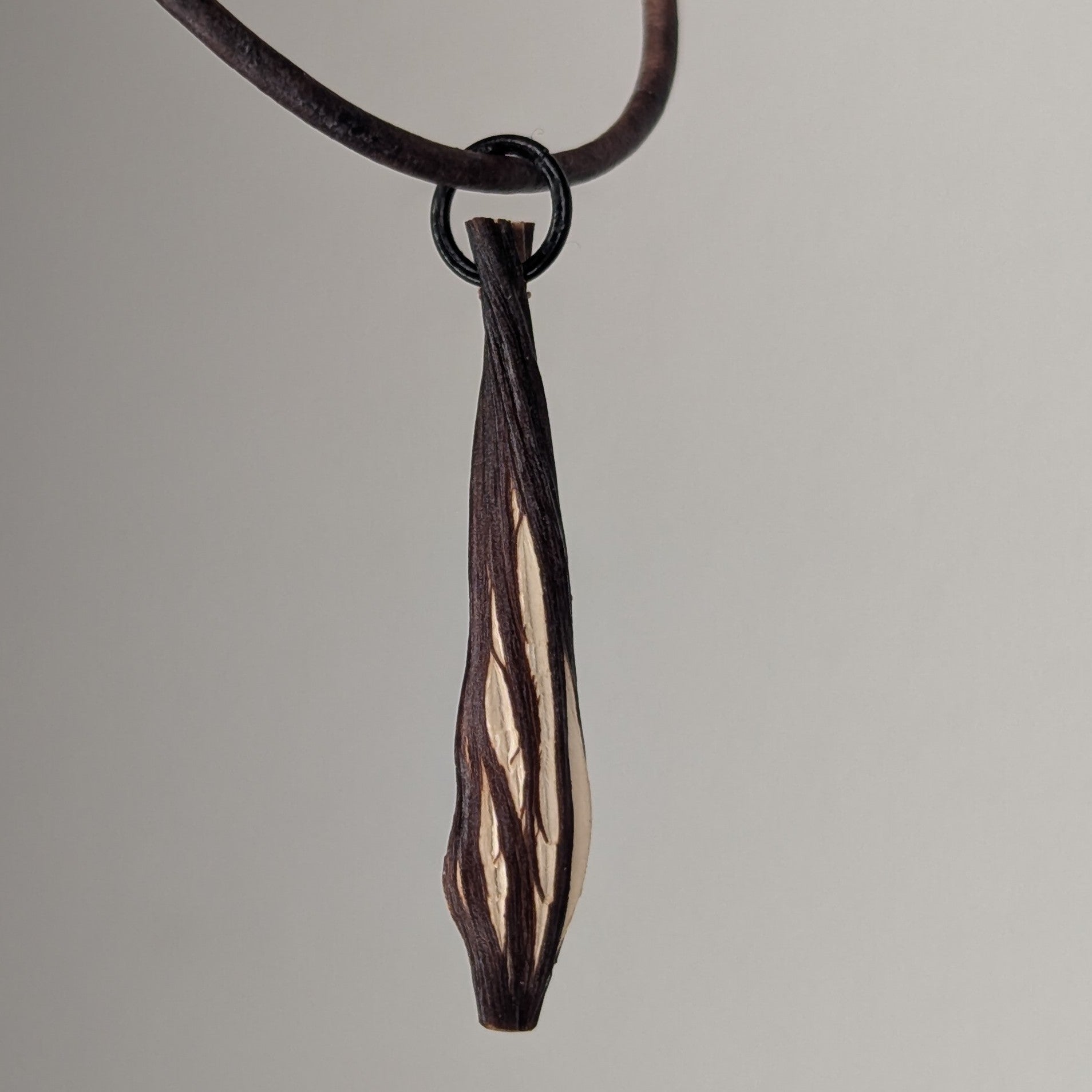 Lamora Necklace by Versiliy