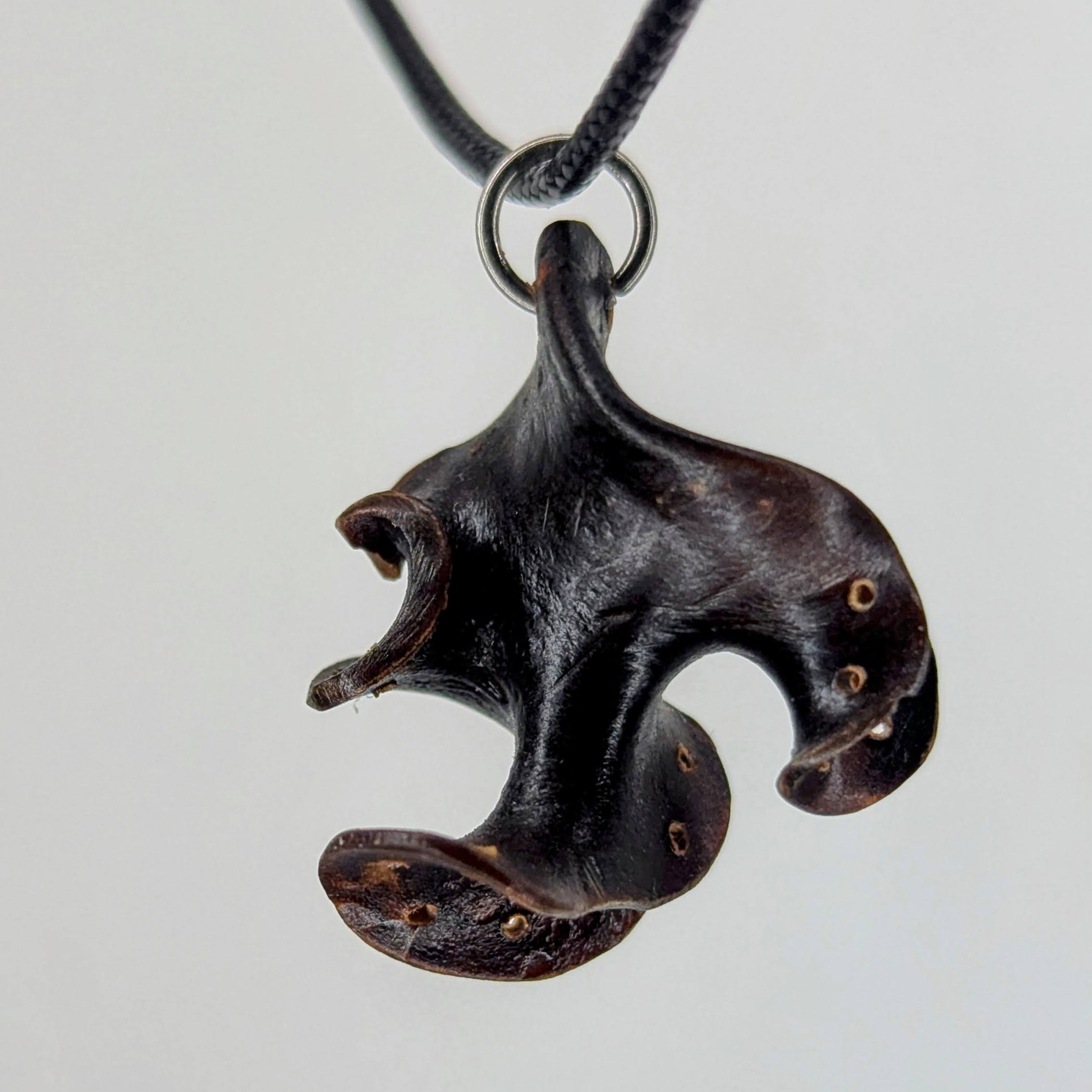 Halixen Pendant Necklace by Versiliy