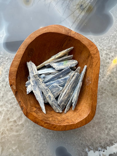 Natural Brazilian Blue Kyanite Blade by Rare Earth Gallery - main product image for Resin Society