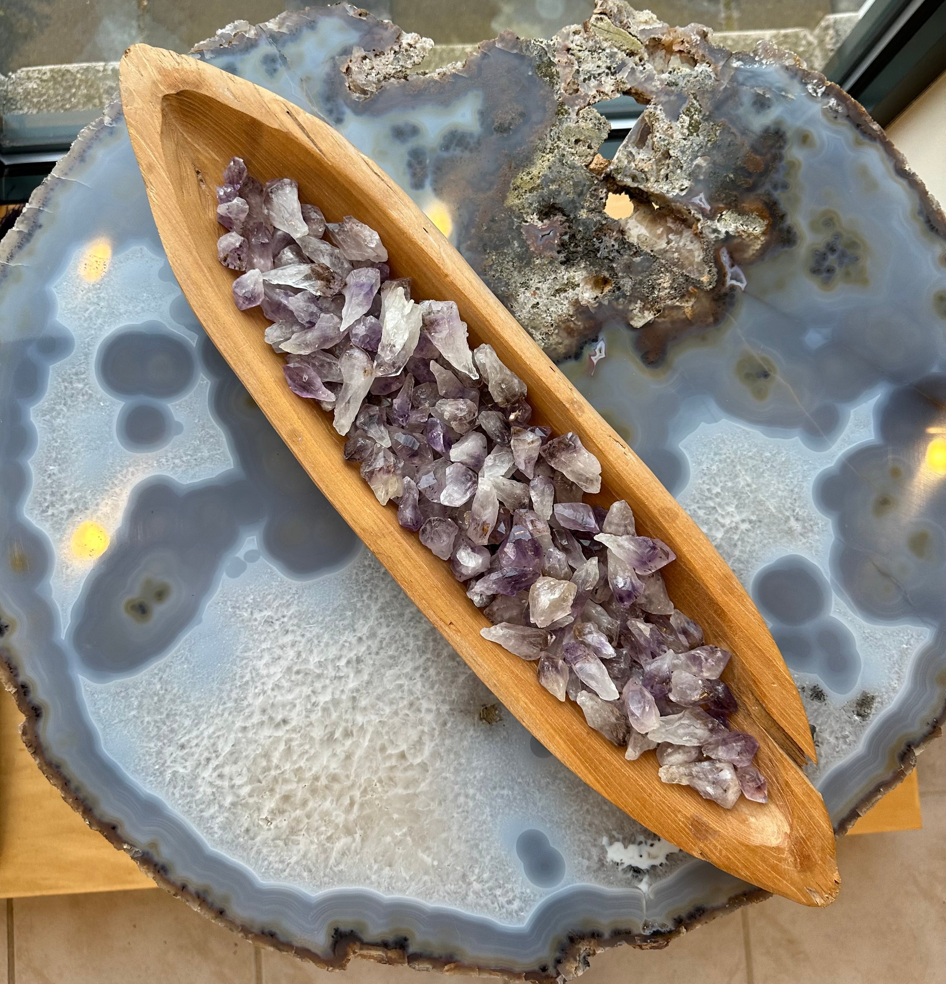 Brazilian Amethyst Points by Rare Earth Gallery - product image 2 for Resin Society