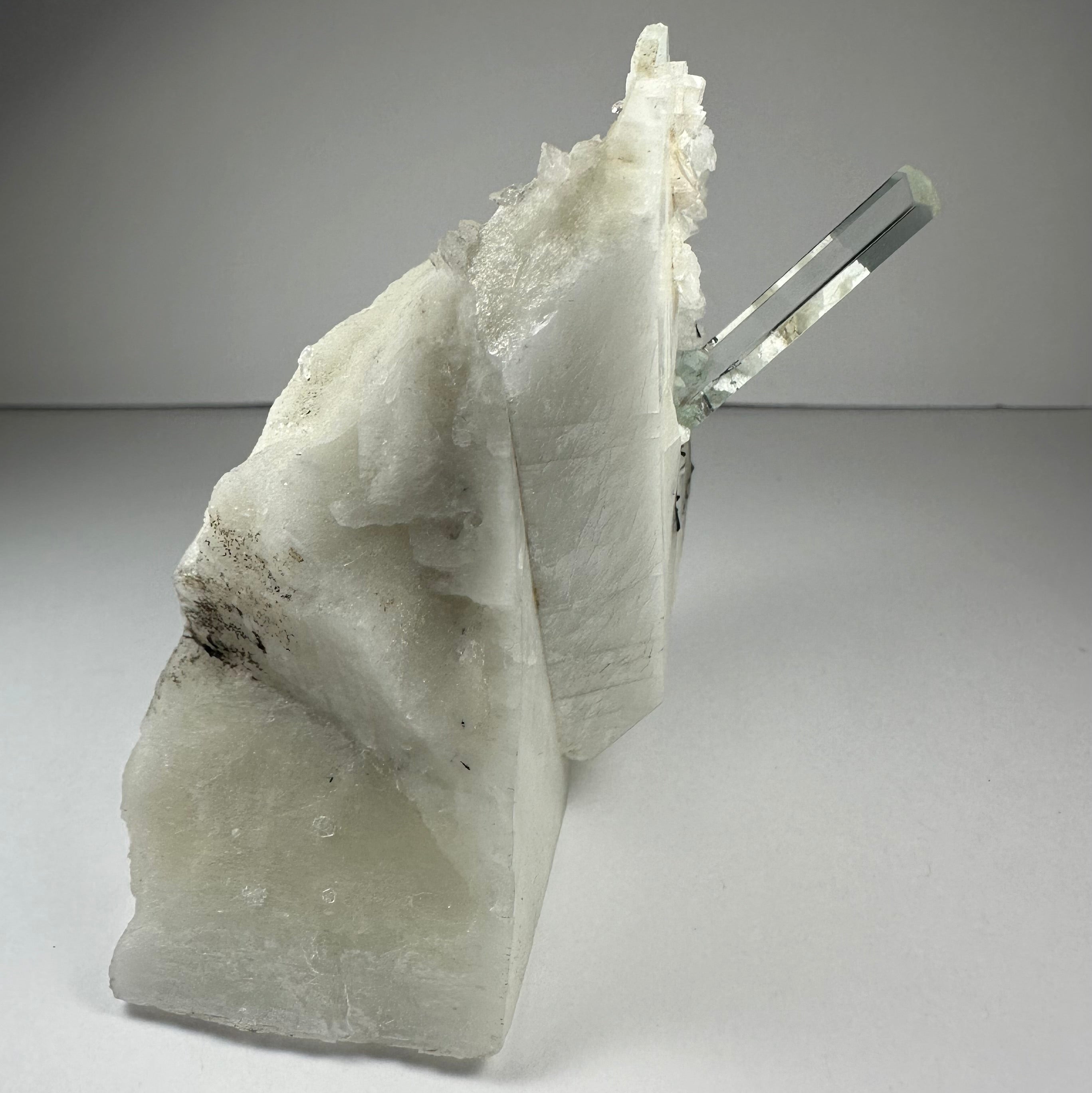 Aquamarine Beryl on Albite by Rare Earth Gallery - product image 6 for Resin Society
