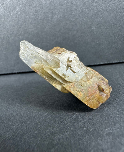 Diamond Quartz on Siderite