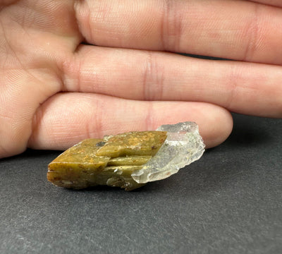 Diamond Quartz on Siderite