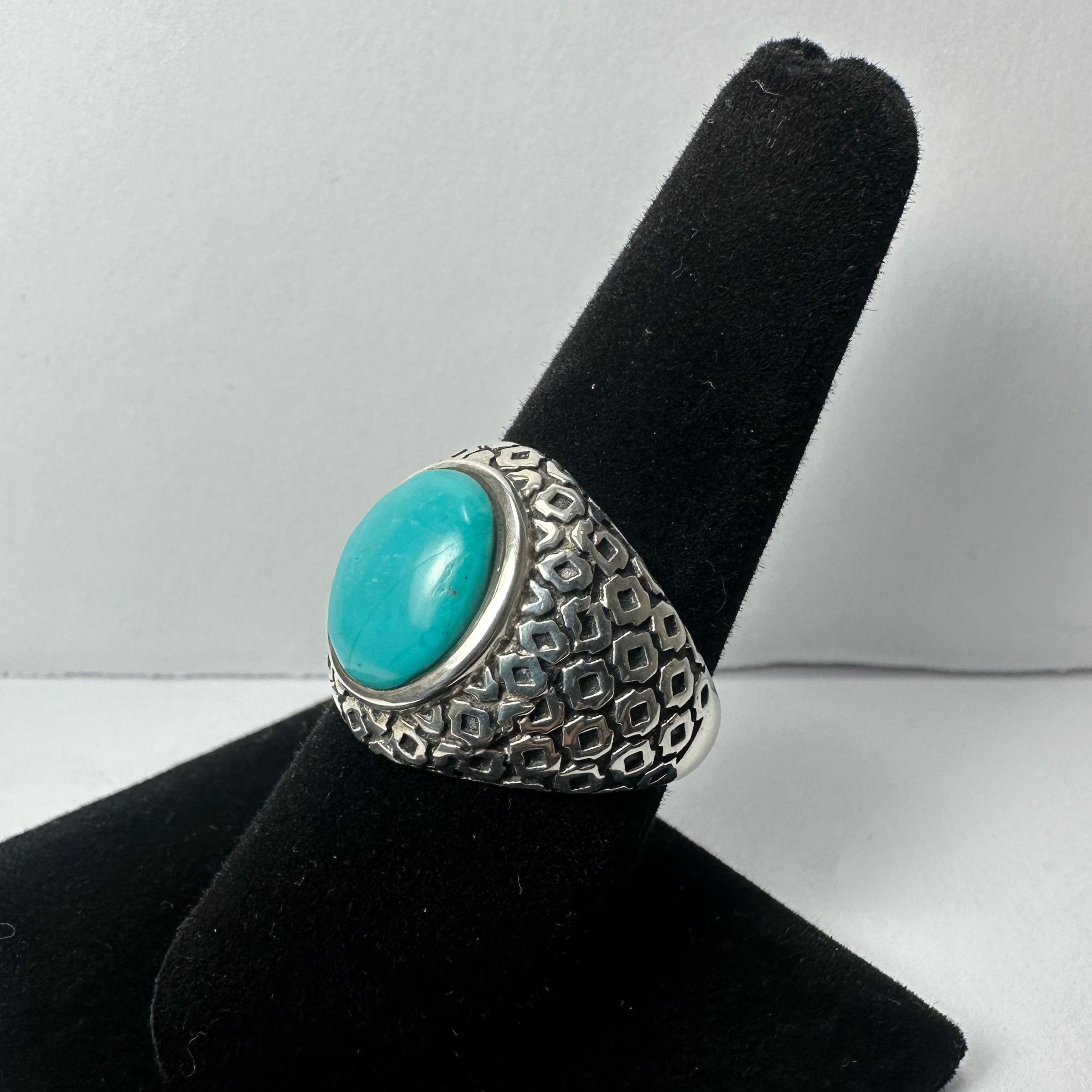 Turquoise Ring - Size 8 by Rare Earth Gallery - product image 3 for Resin Society