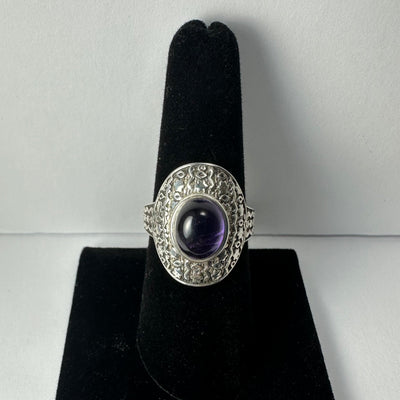 Amethyst Ring - Size 8 by Rare Earth Gallery - product image 2 for Resin Society