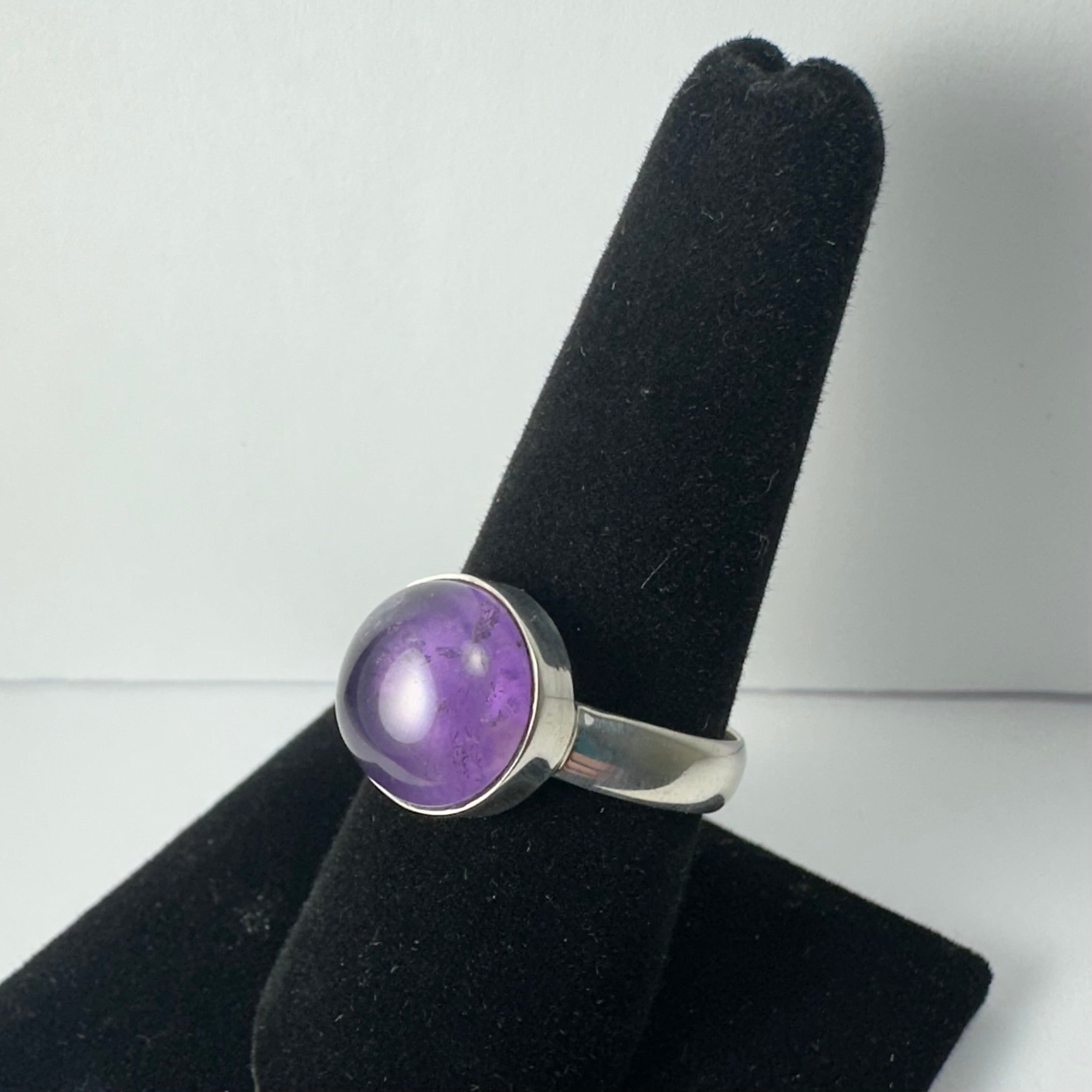 Amethyst Ring - Size 9 by Rare Earth Gallery - product image 2 for Resin Society